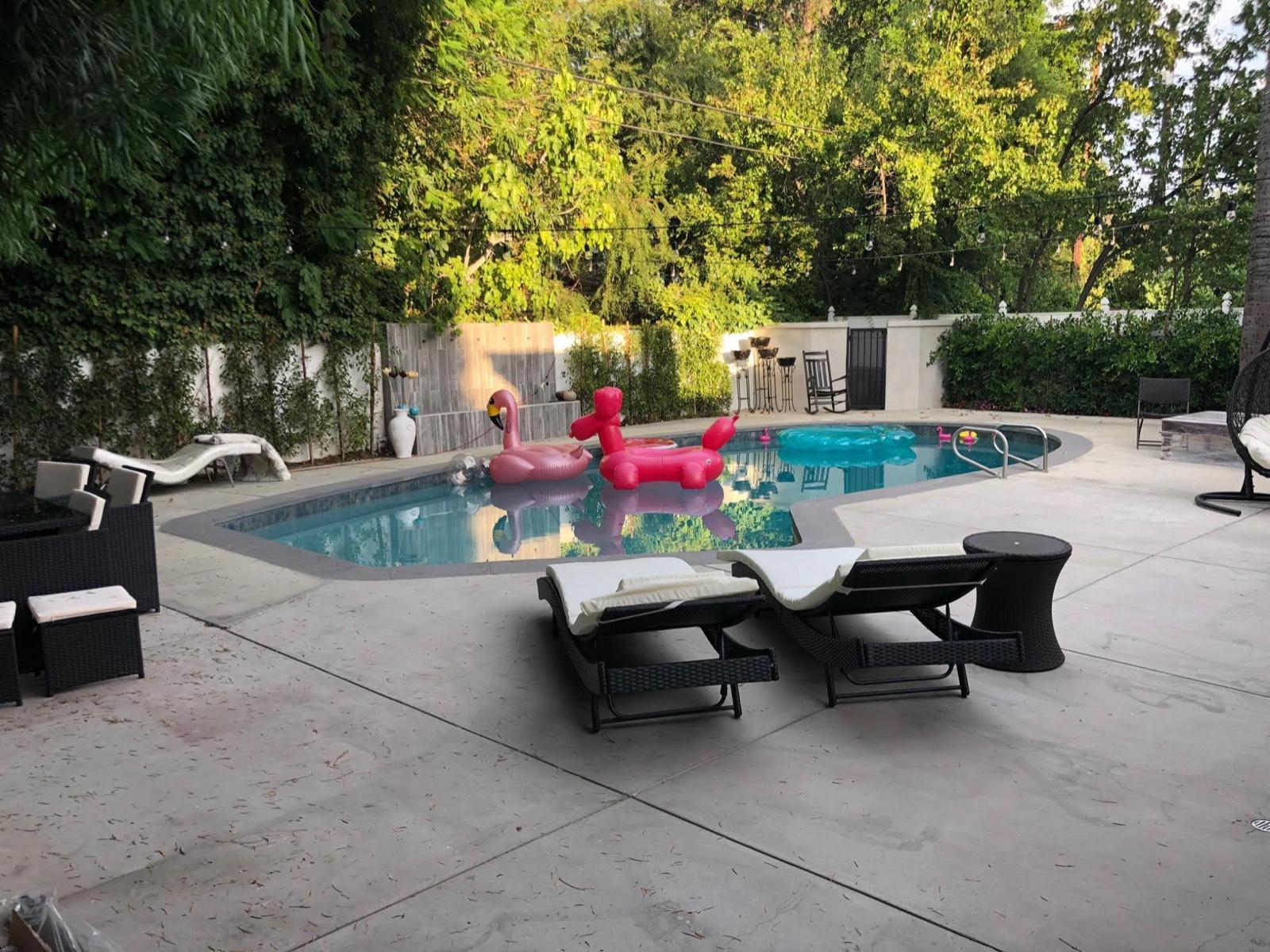 AZ's Encino Bachelor Pad — photo 8