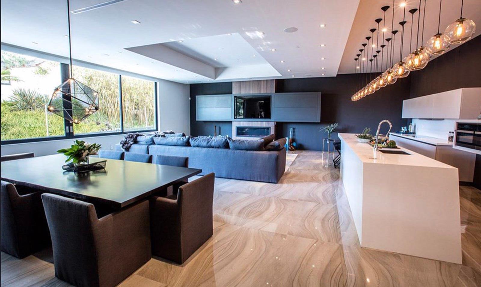 B House — photo 3