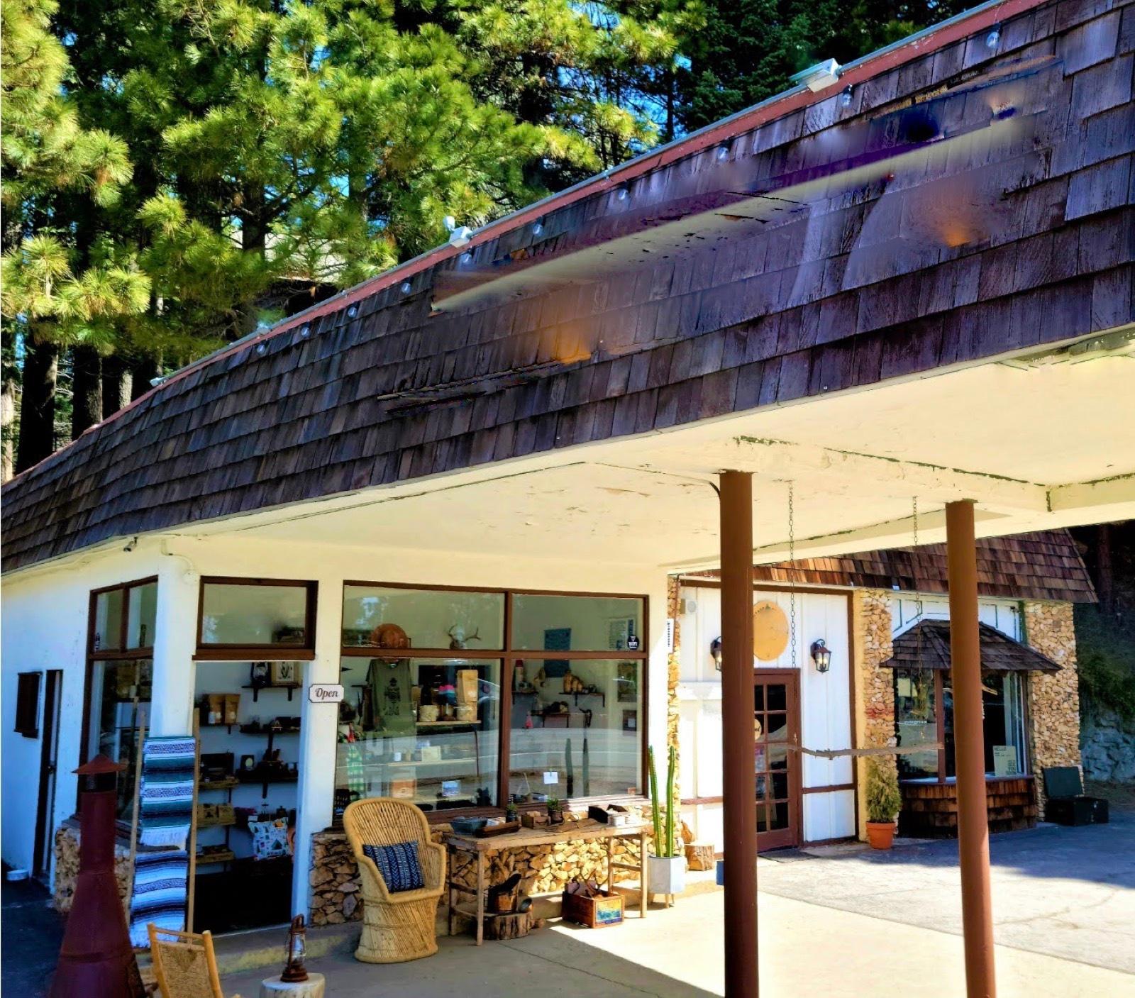 B's General Mountain Store — photo 2