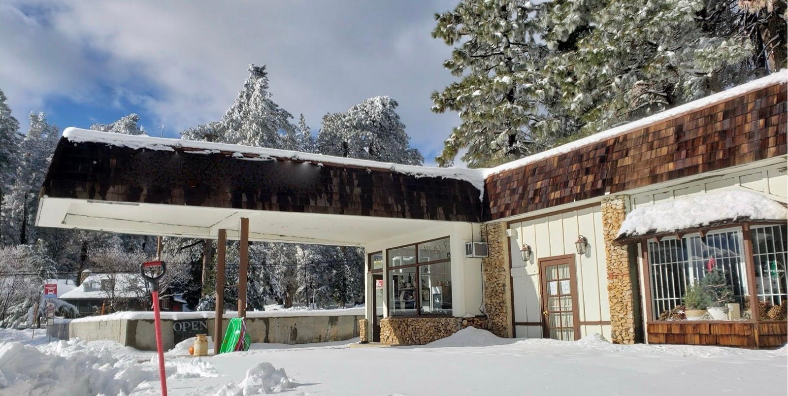 B's General Mountain Store — photo 3