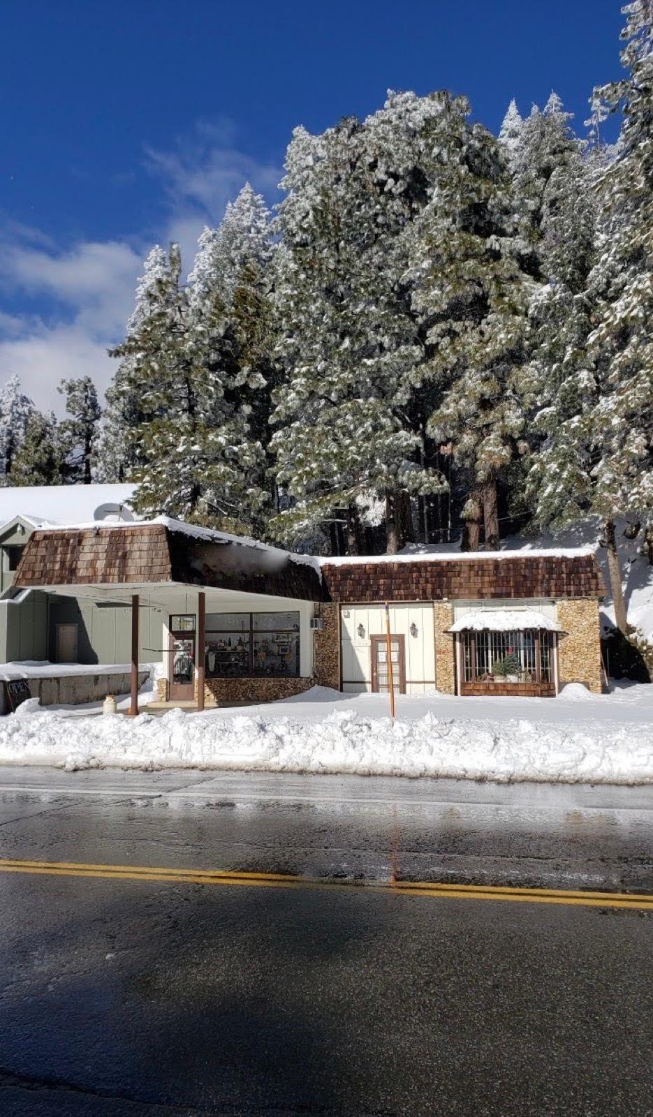 B's General Mountain Store — photo 4