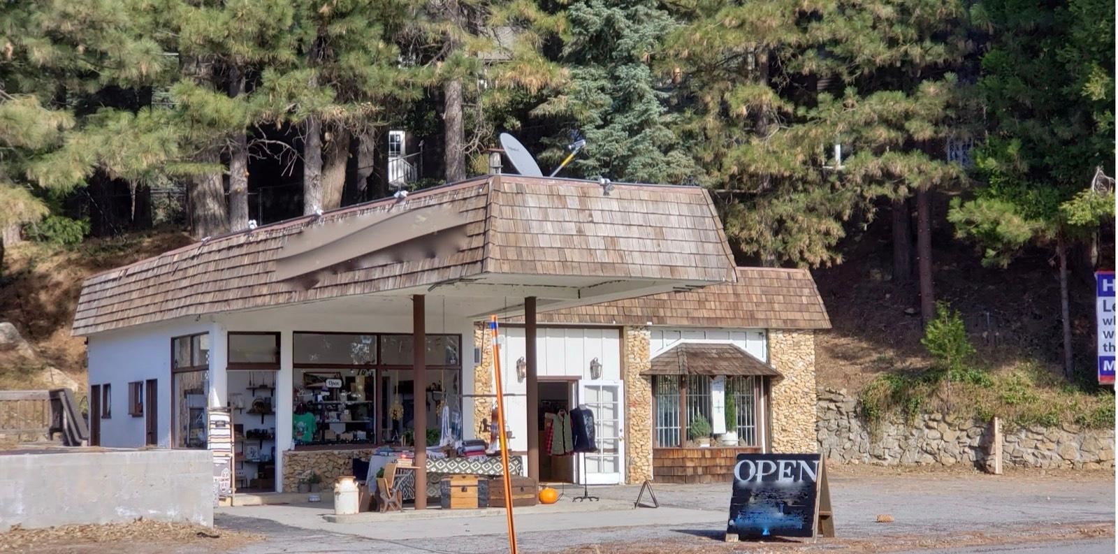 B's General Mountain Store — photo 6