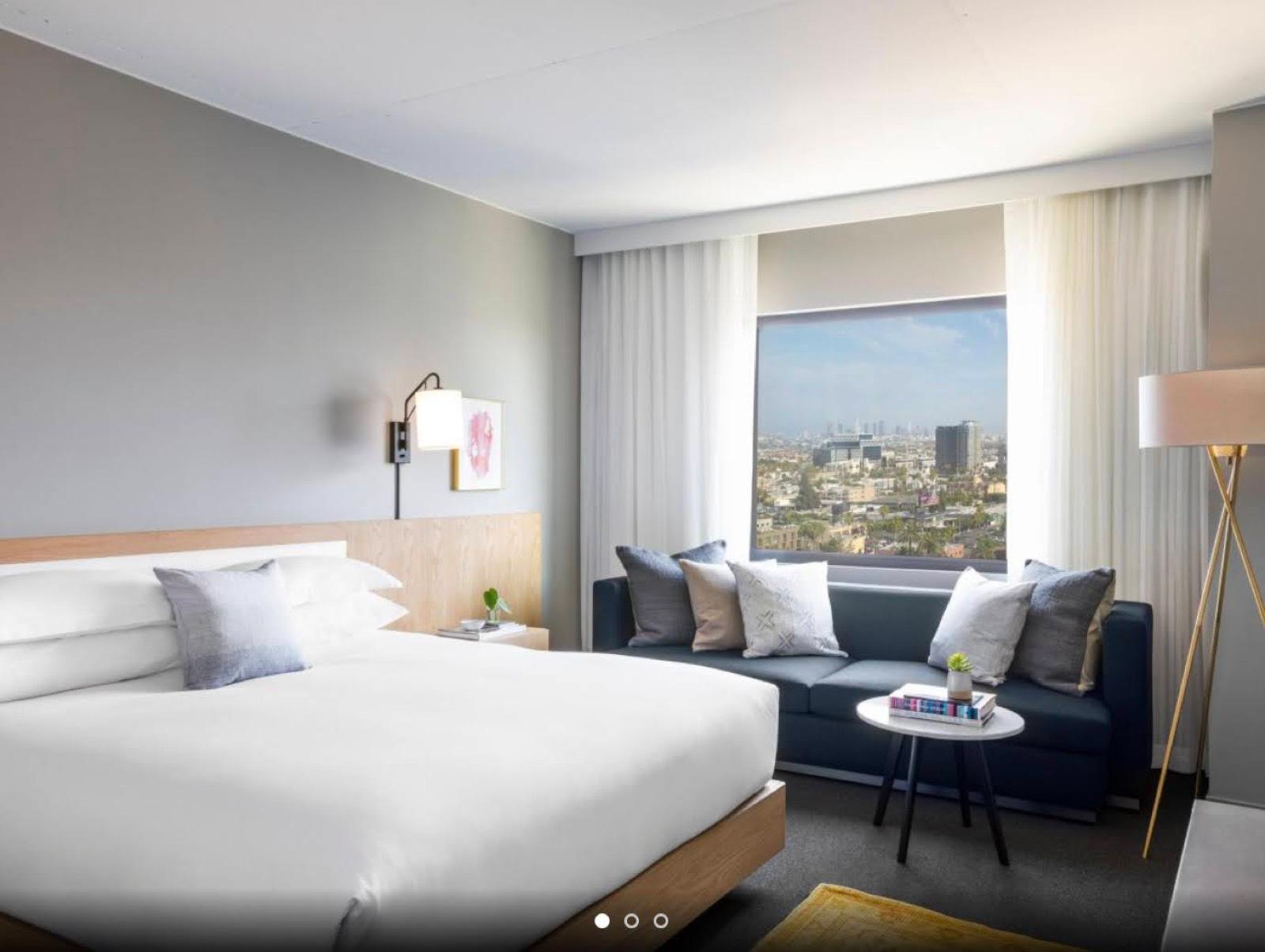 B's Modern Classic Hotel — photo 5