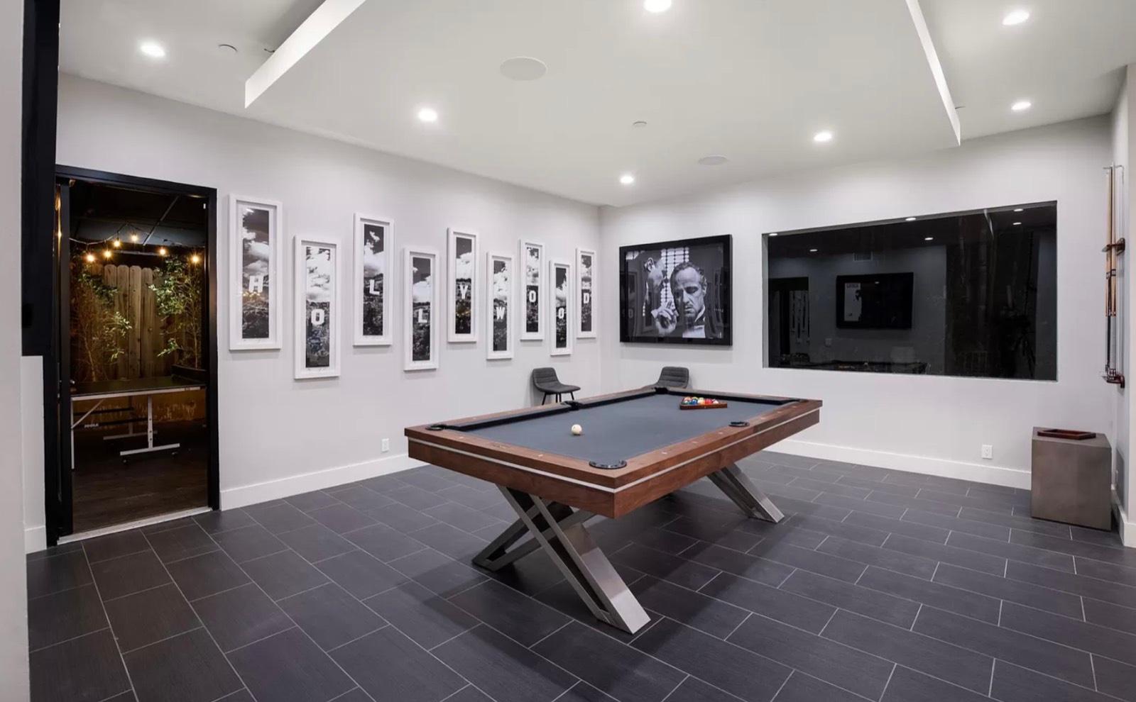 B's Modern Grand View Escape — photo 5