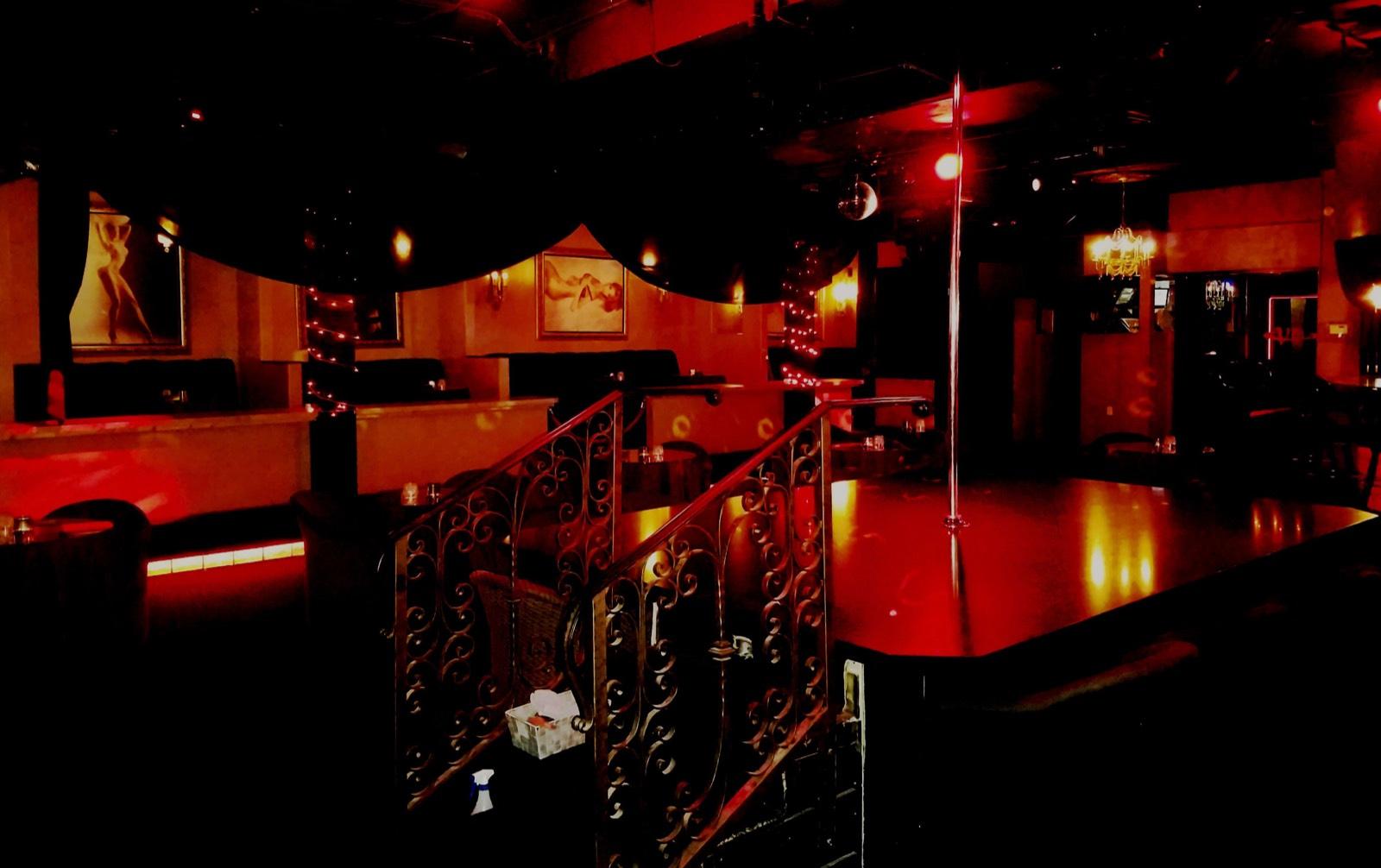 B Strip Club — photo 6