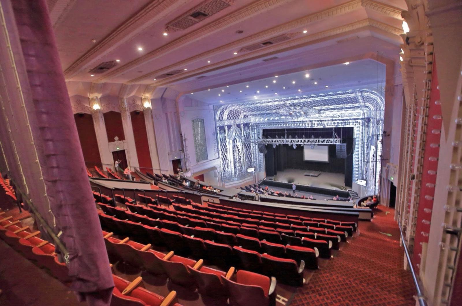 B Theater — photo 11