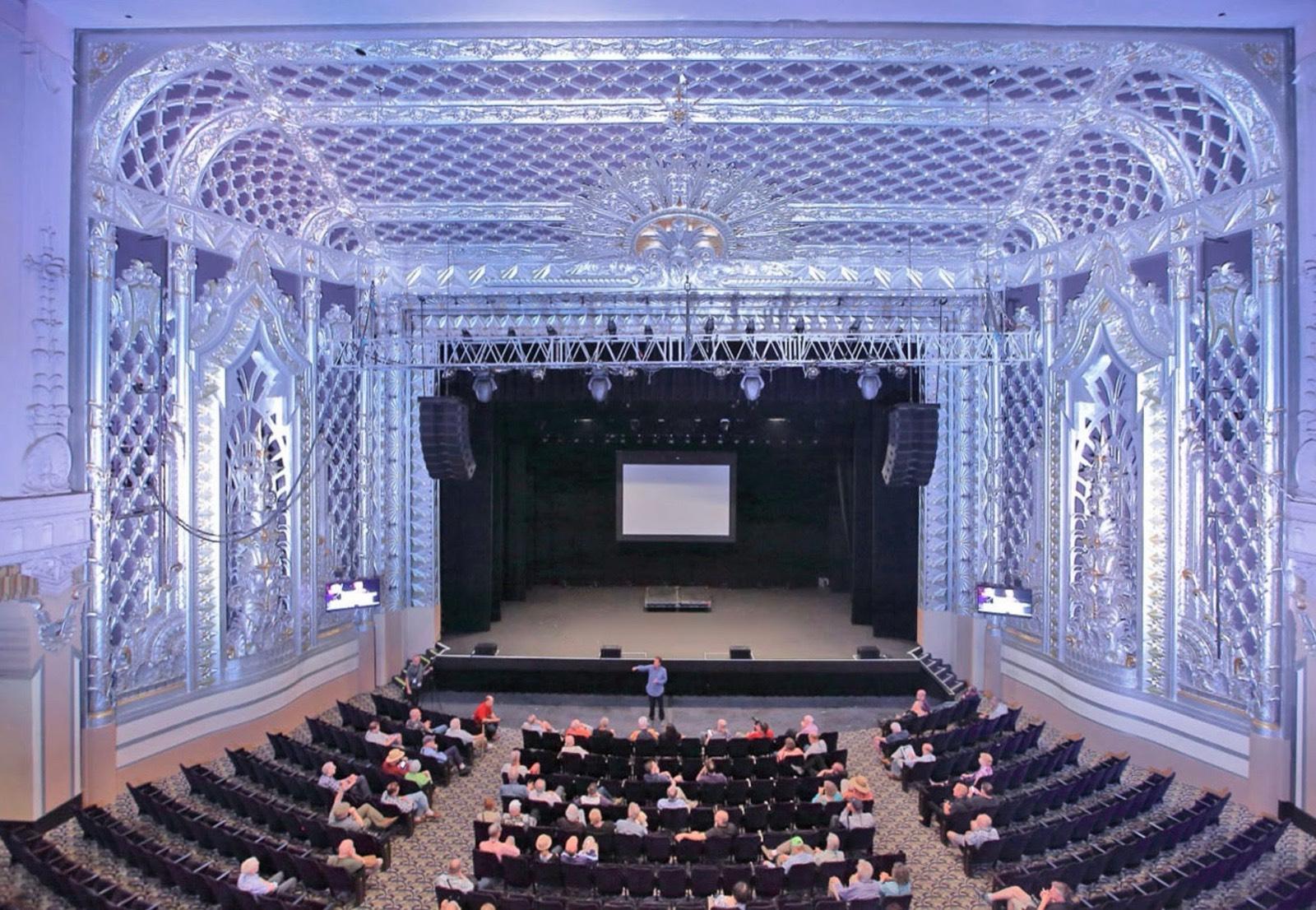B Theater — photo 1
