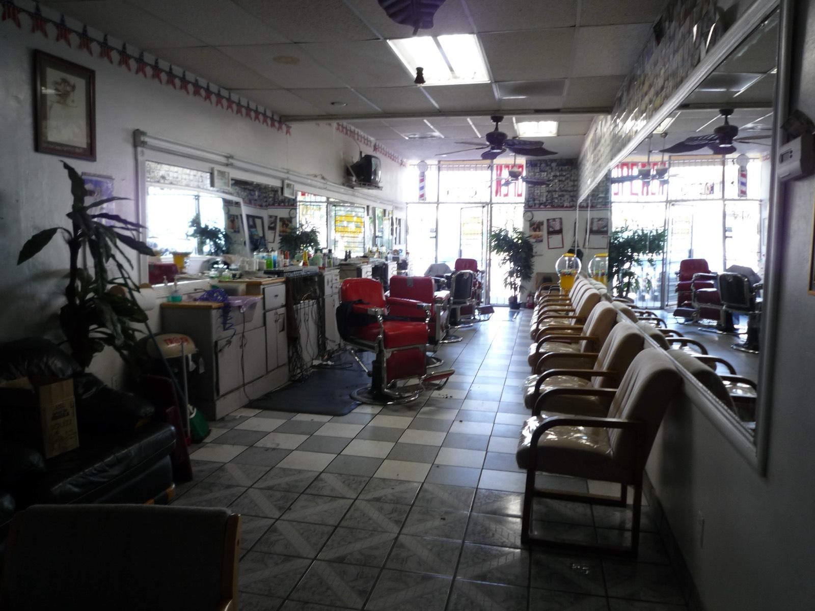 Barber Shop Winnetka — photo 4