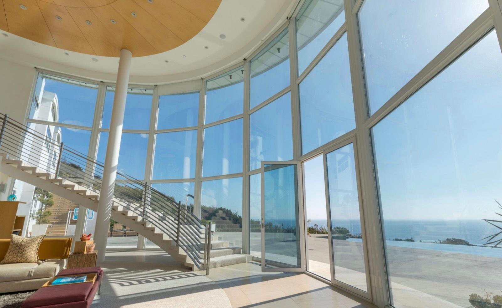 Beach Glass Modern Home — photo 3