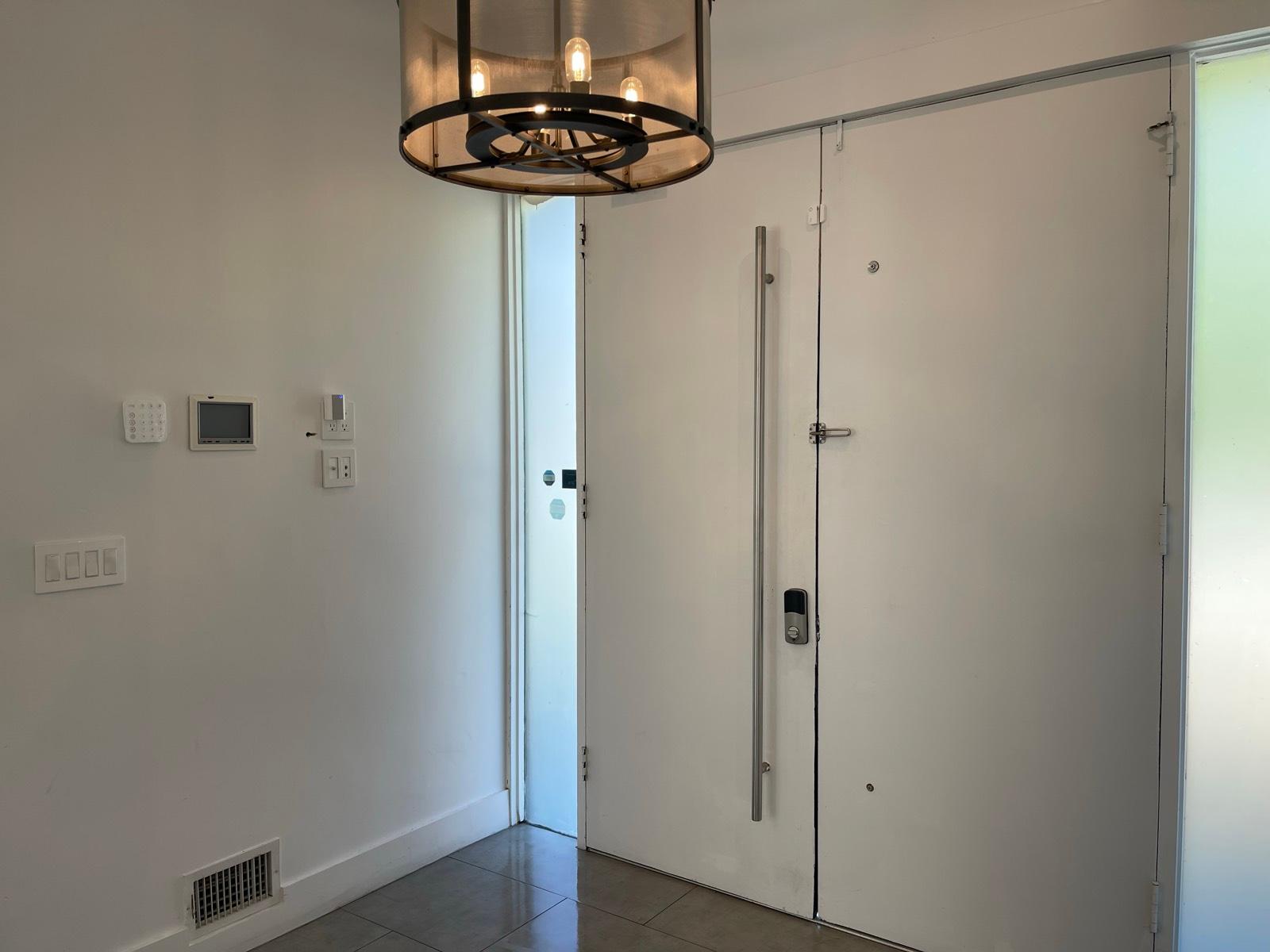 Bel Air Bachelor Pad — photo 6