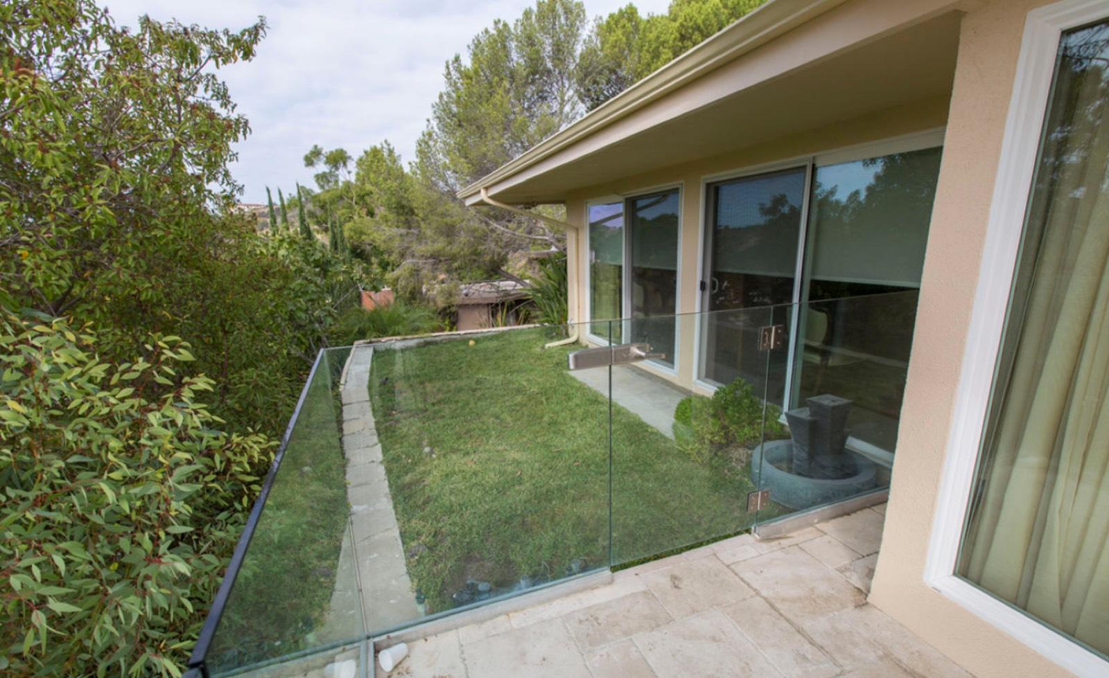 Bel Air Backyard — photo 4