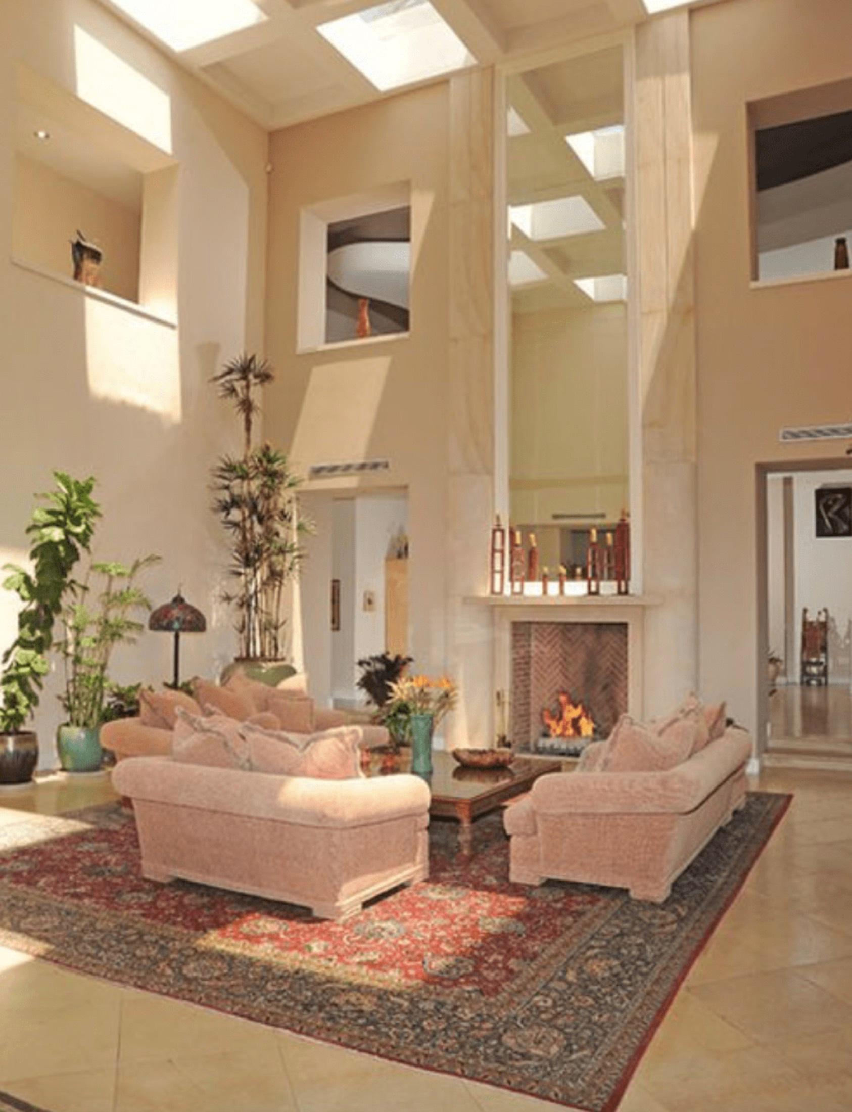 Bel Air Mansion — photo 12