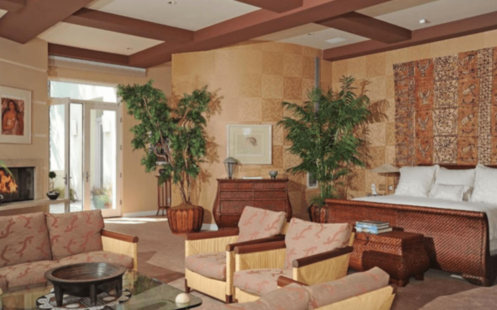 Bel Air Mansion — photo 10