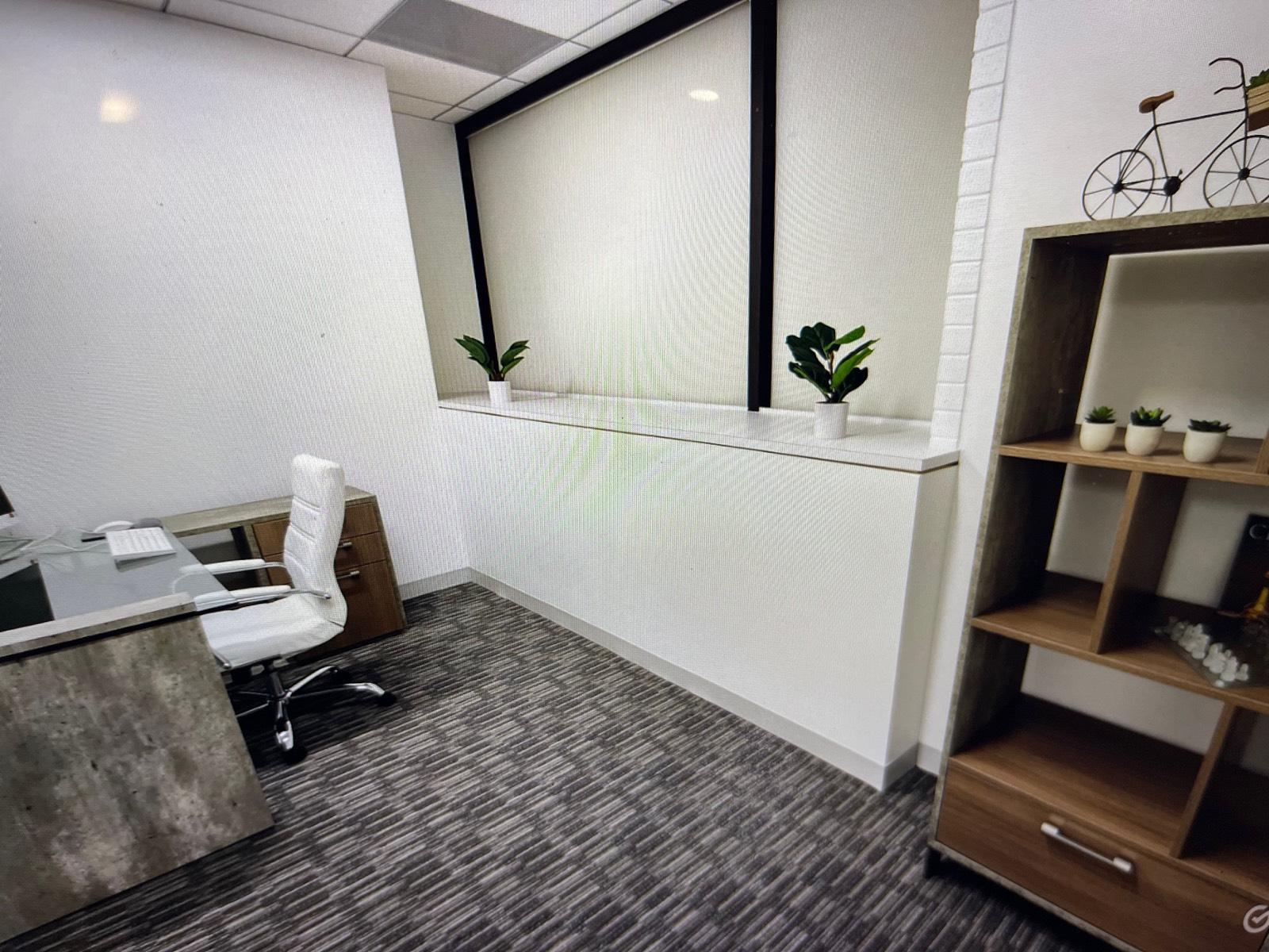 BEVERLY HILLS OFFICE STYLISH — photo 6