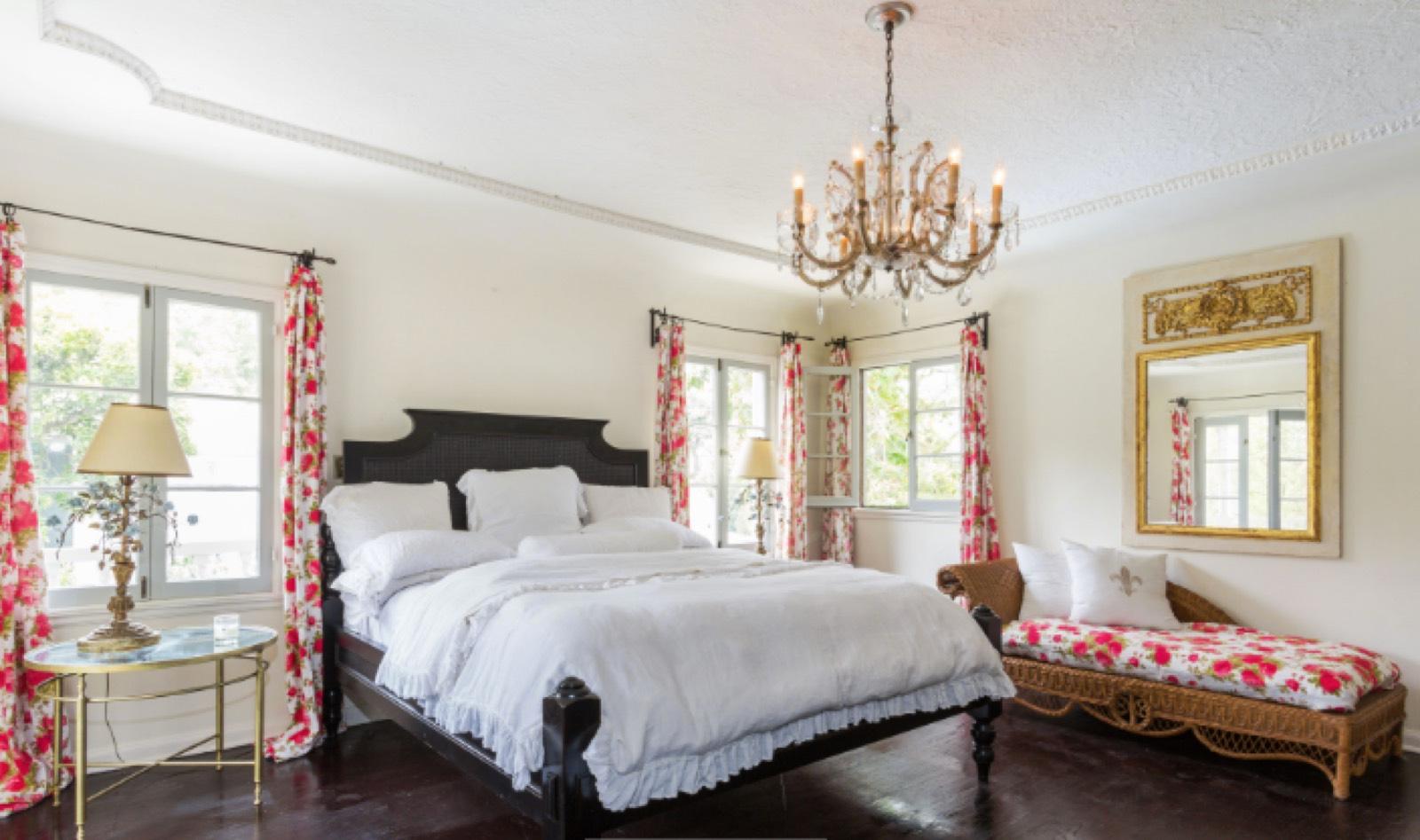 BH Spanish Mansion — photo 12