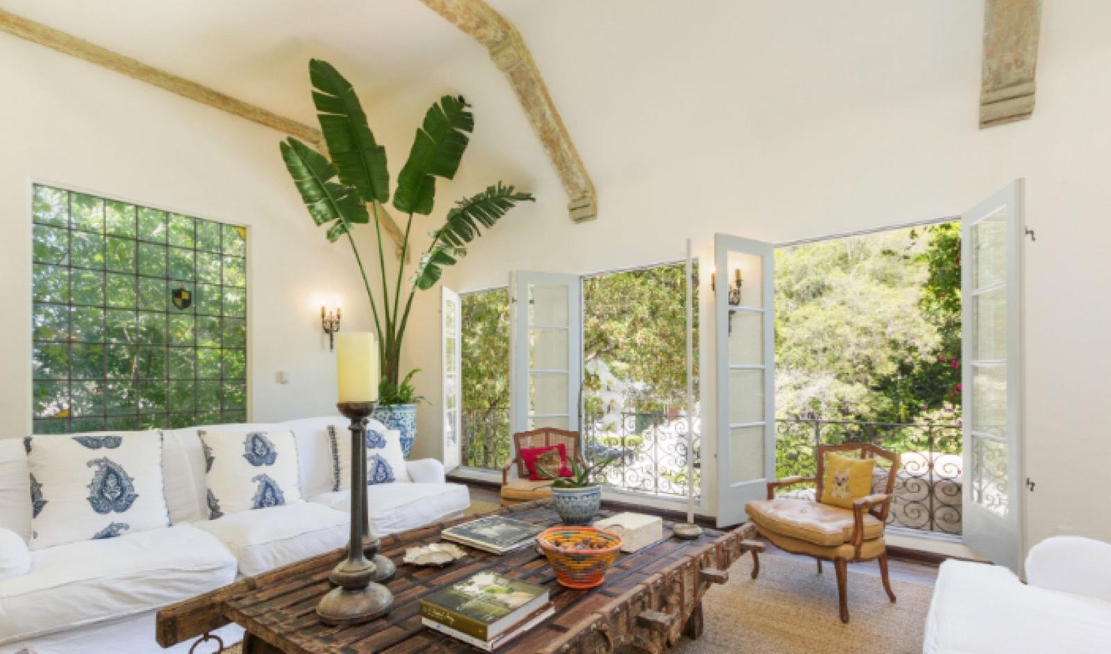 BH Spanish Mansion — photo 5
