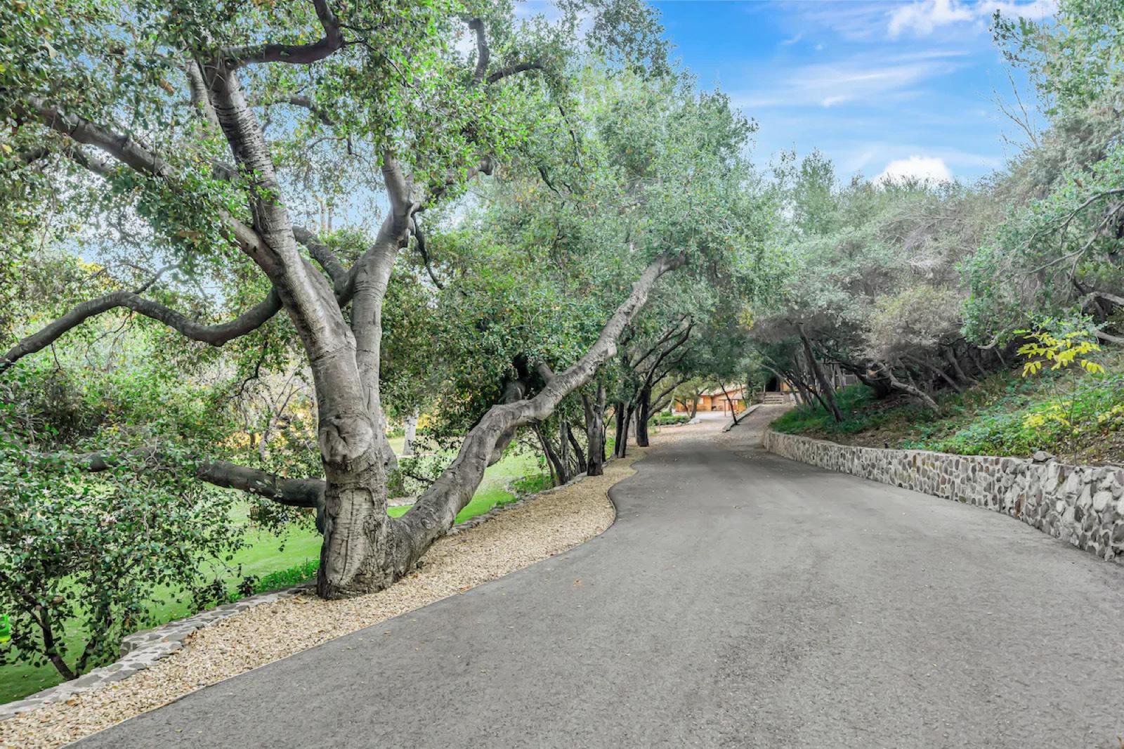 Big Ranch Style Home Near Thousand Oaks — photo 7