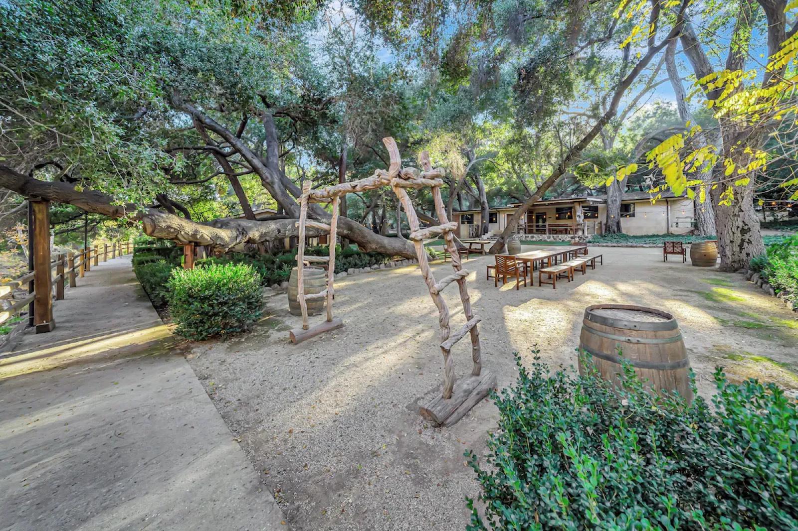 Big Ranch Style Home Near Thousand Oaks — photo 12