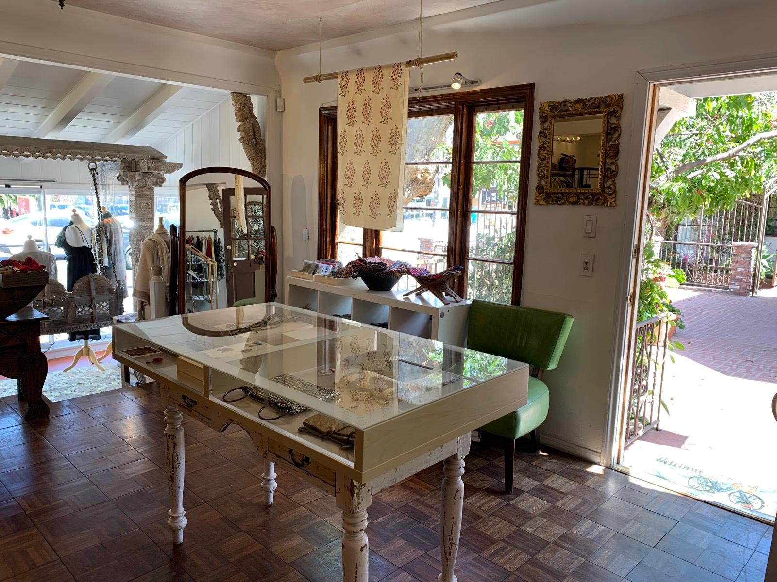 Bohemian Clothing Boutique — photo 9