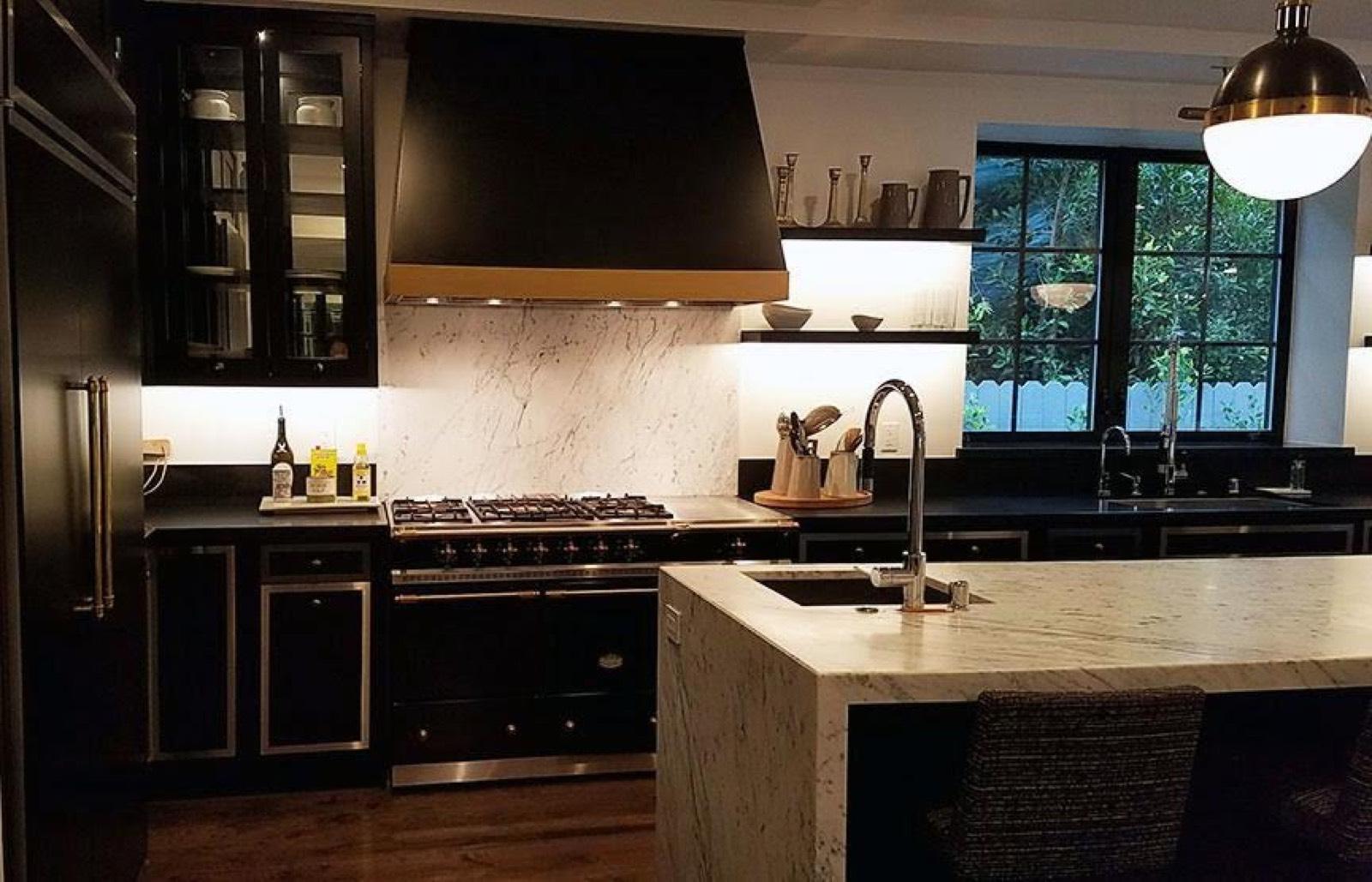 Brentwood House — photo 7