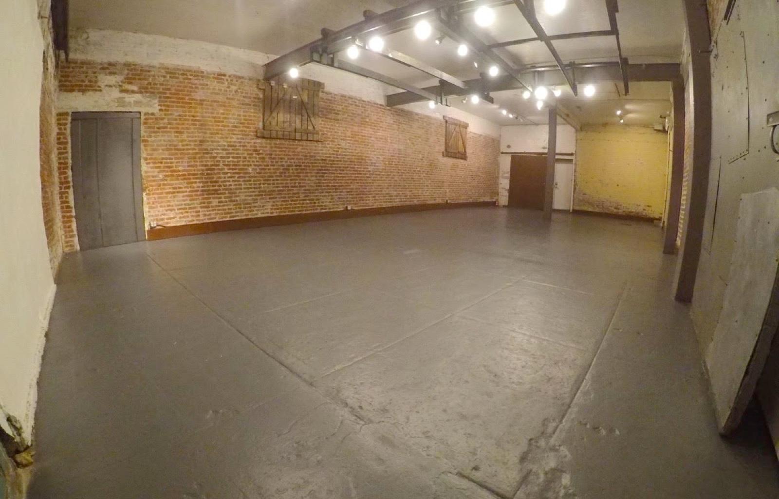 Brick Warehouse — photo 5