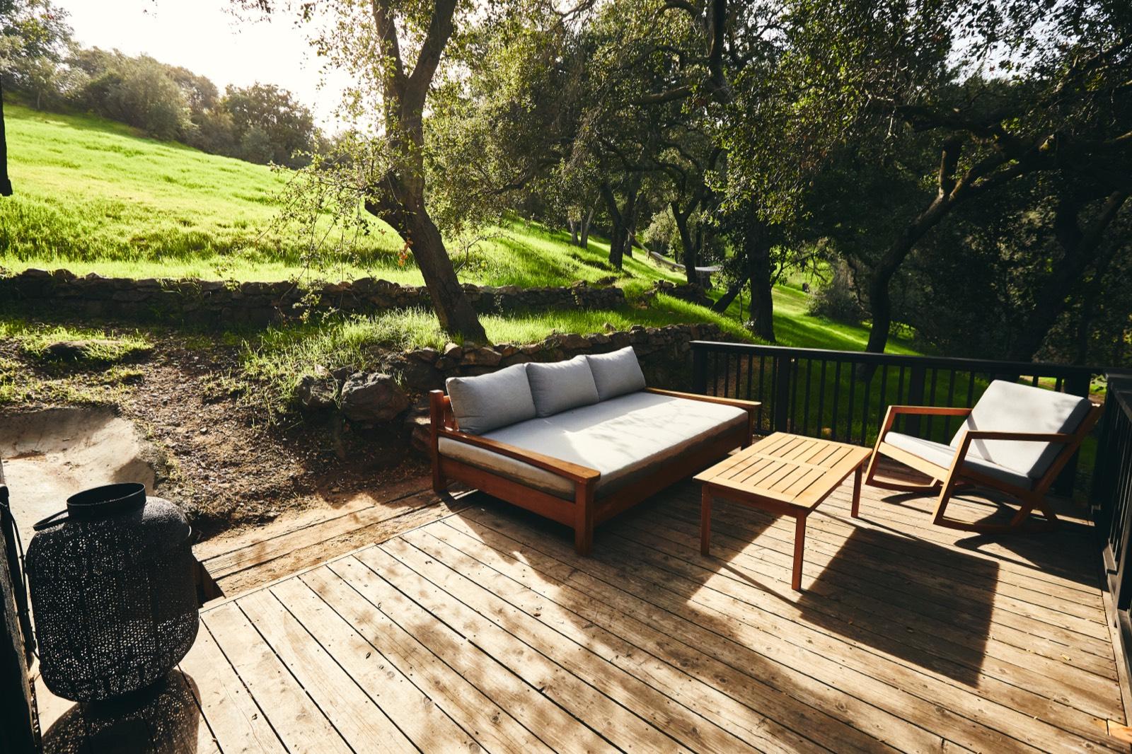 B's Beautiful Huge Multi Property — photo 10