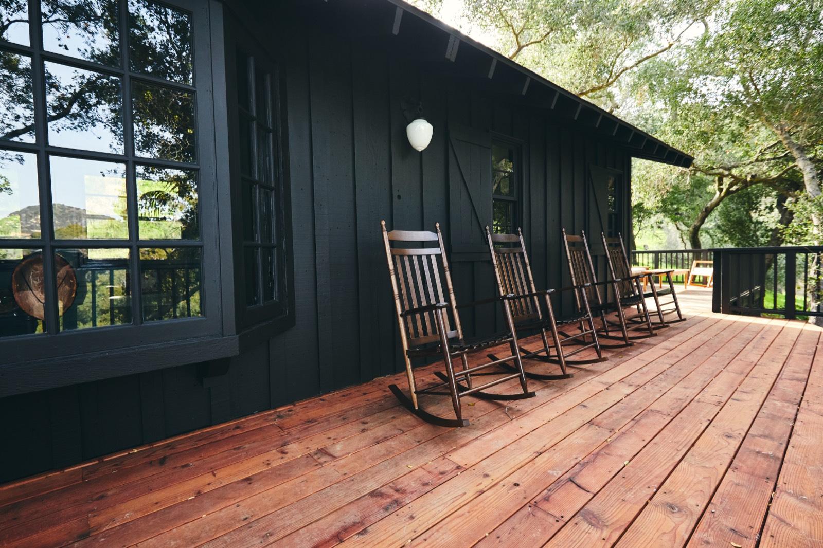 B's Beautiful Huge Multi Property — photo 8