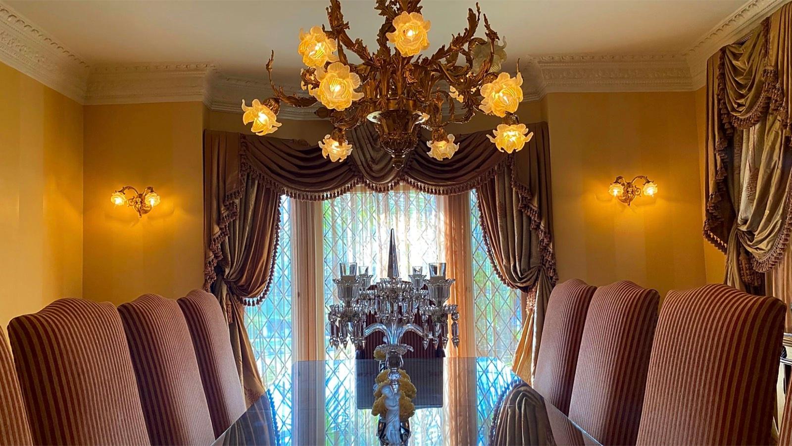 B's English Tudor Estate — photo 12