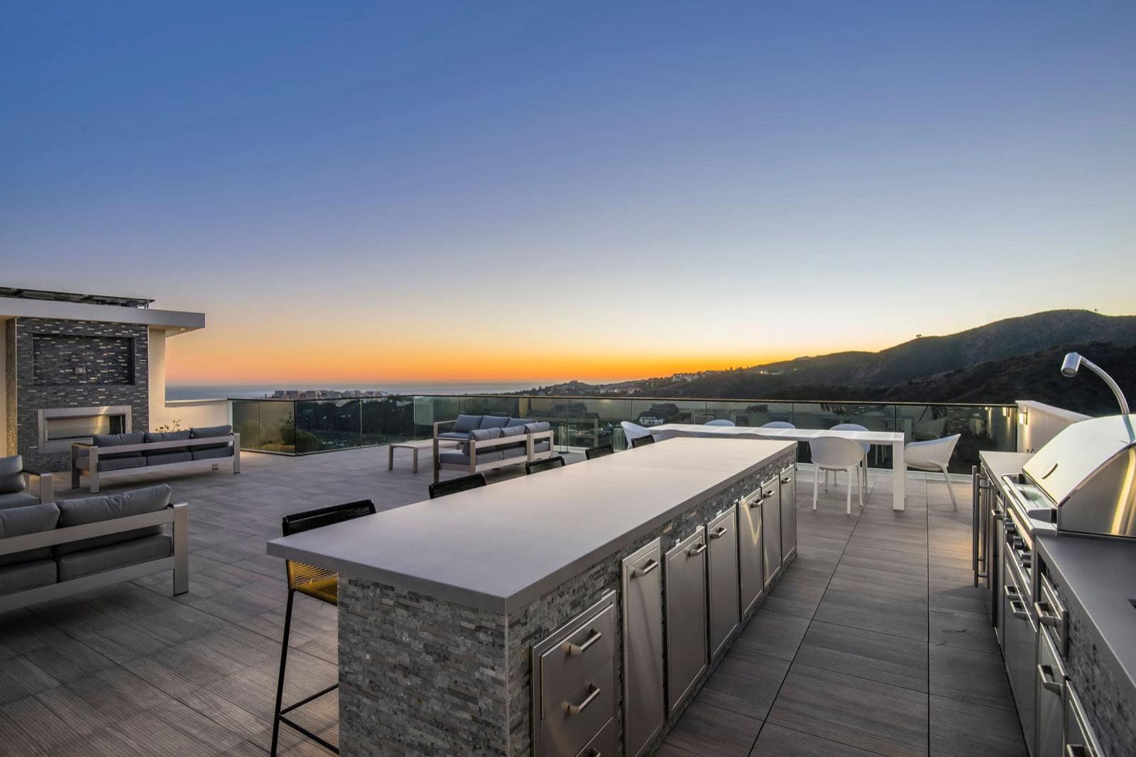 B's Flora Mountain Sea View — photo 5