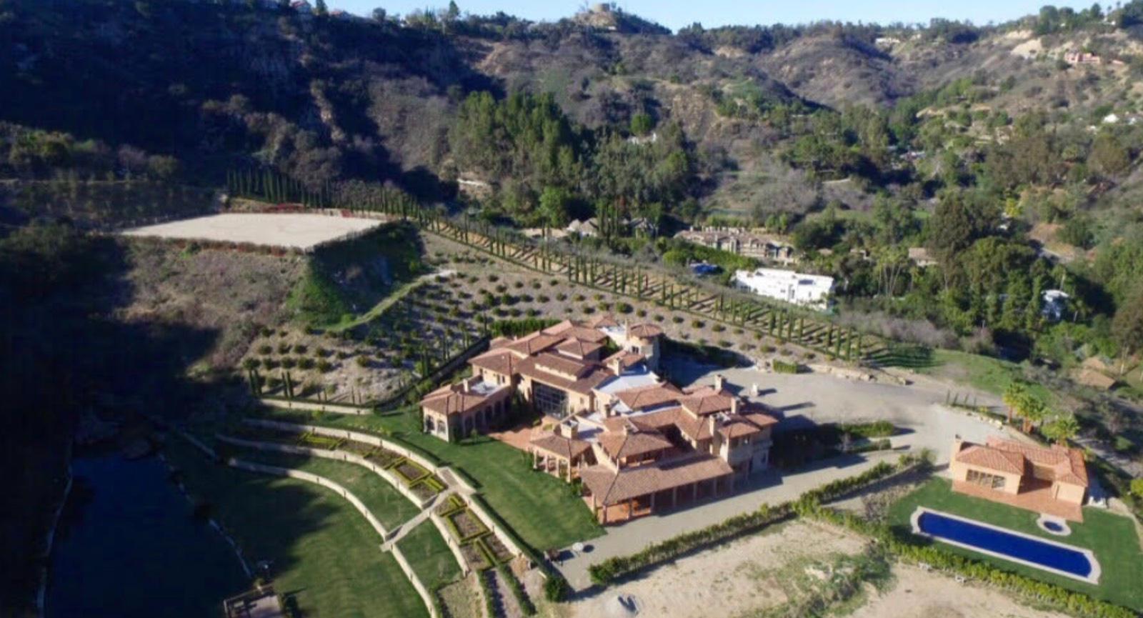 B's Lake Estate 2- — photo 9