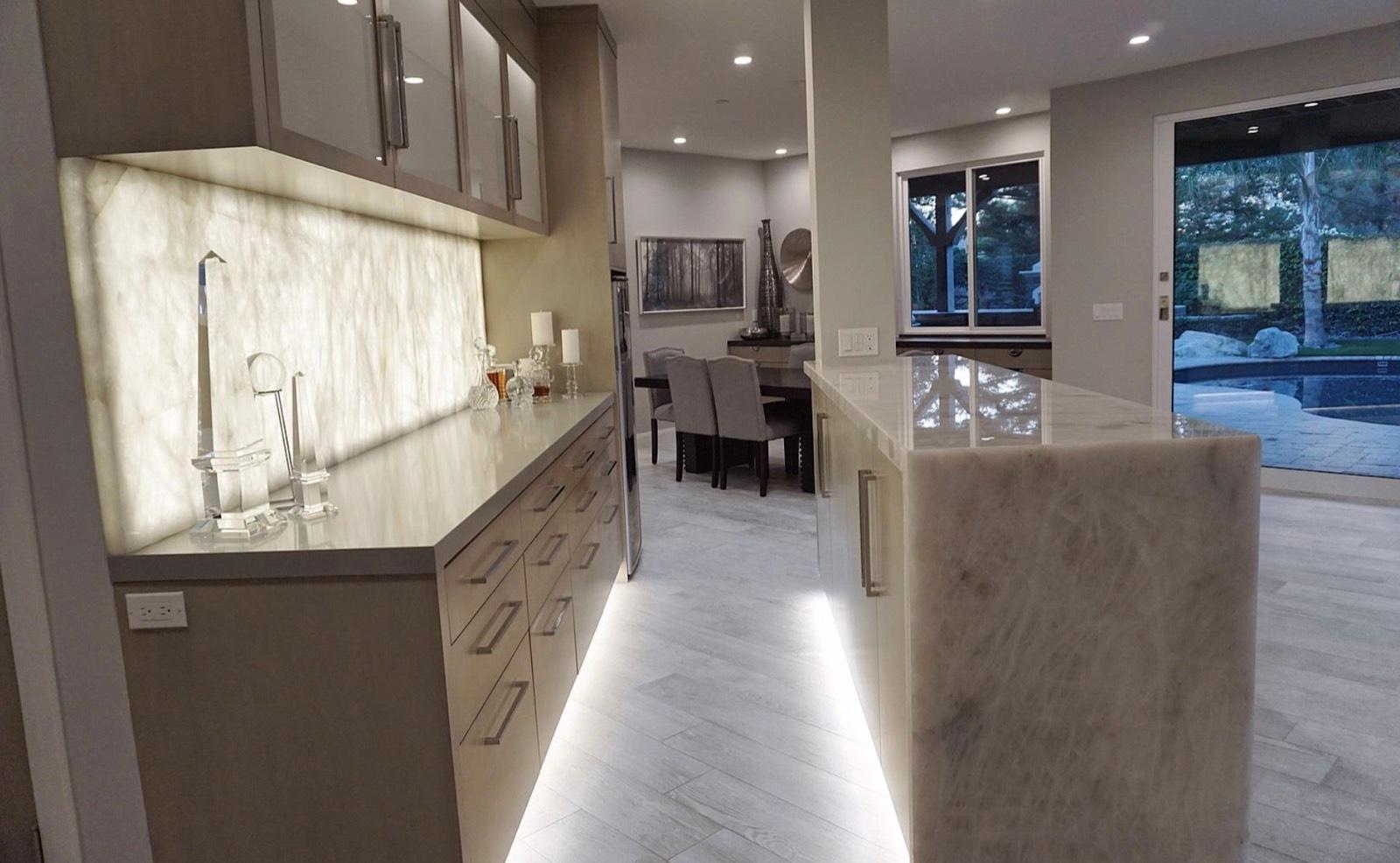 B's Modern Valley home — photo 4
