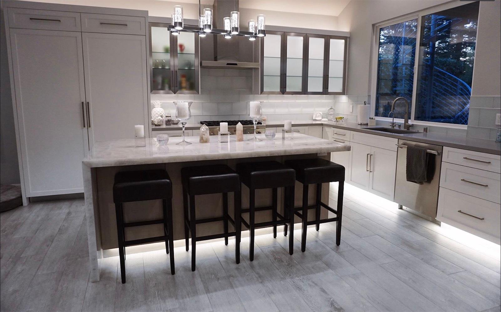 B's Modern Valley home — photo 7