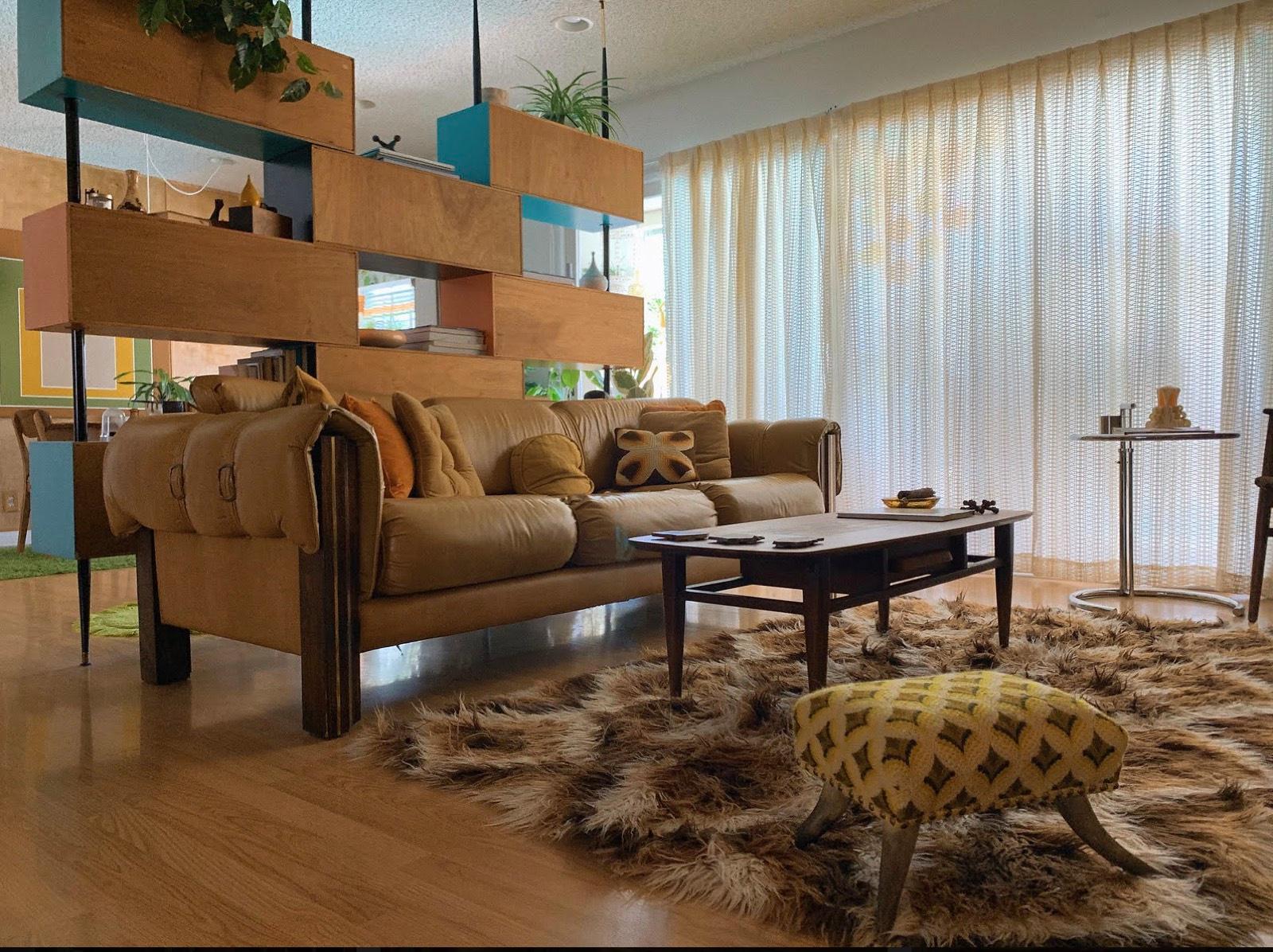 B's Retro 70's Home — photo 9
