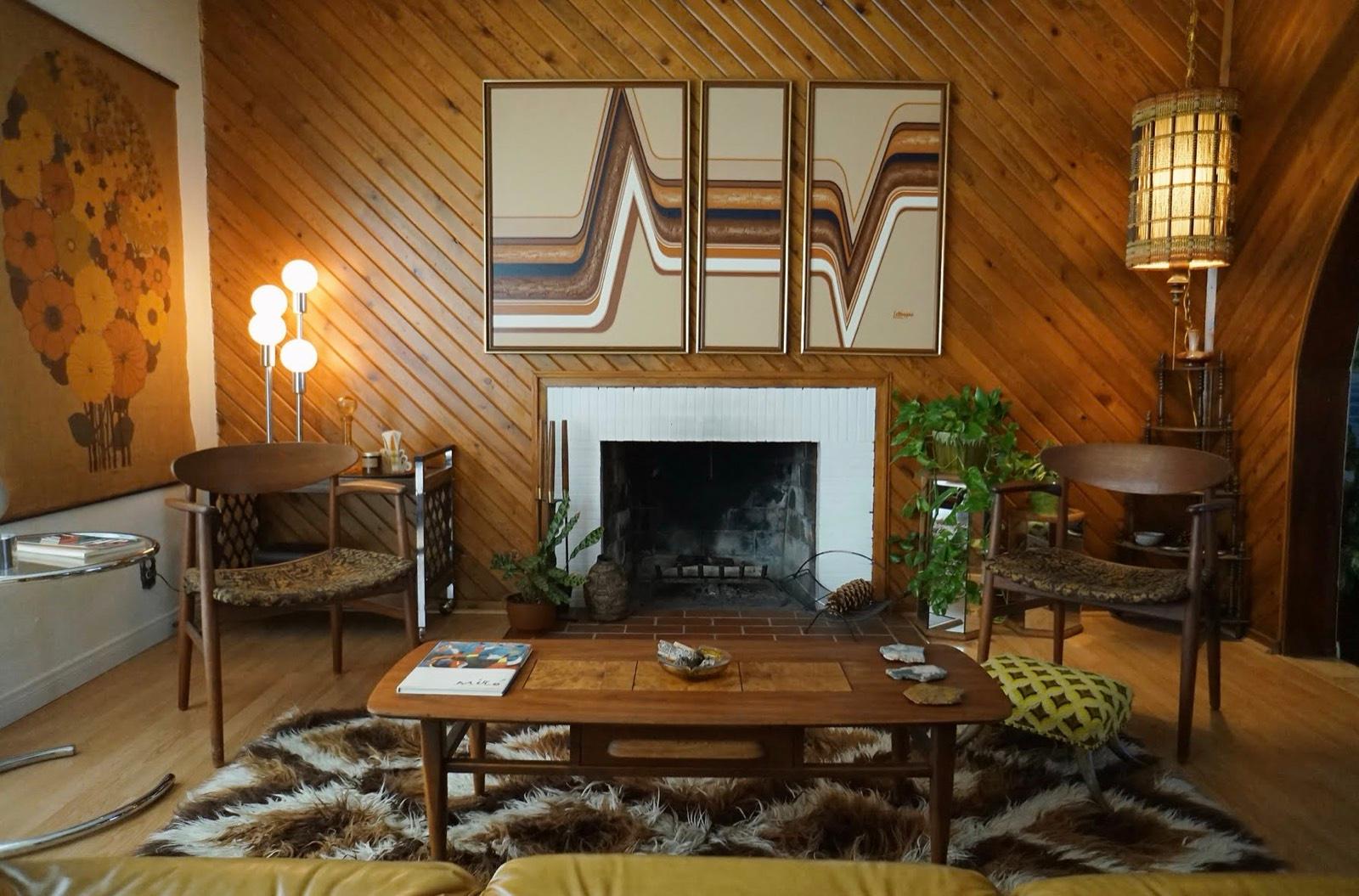 B's Retro 70's Home — photo 1