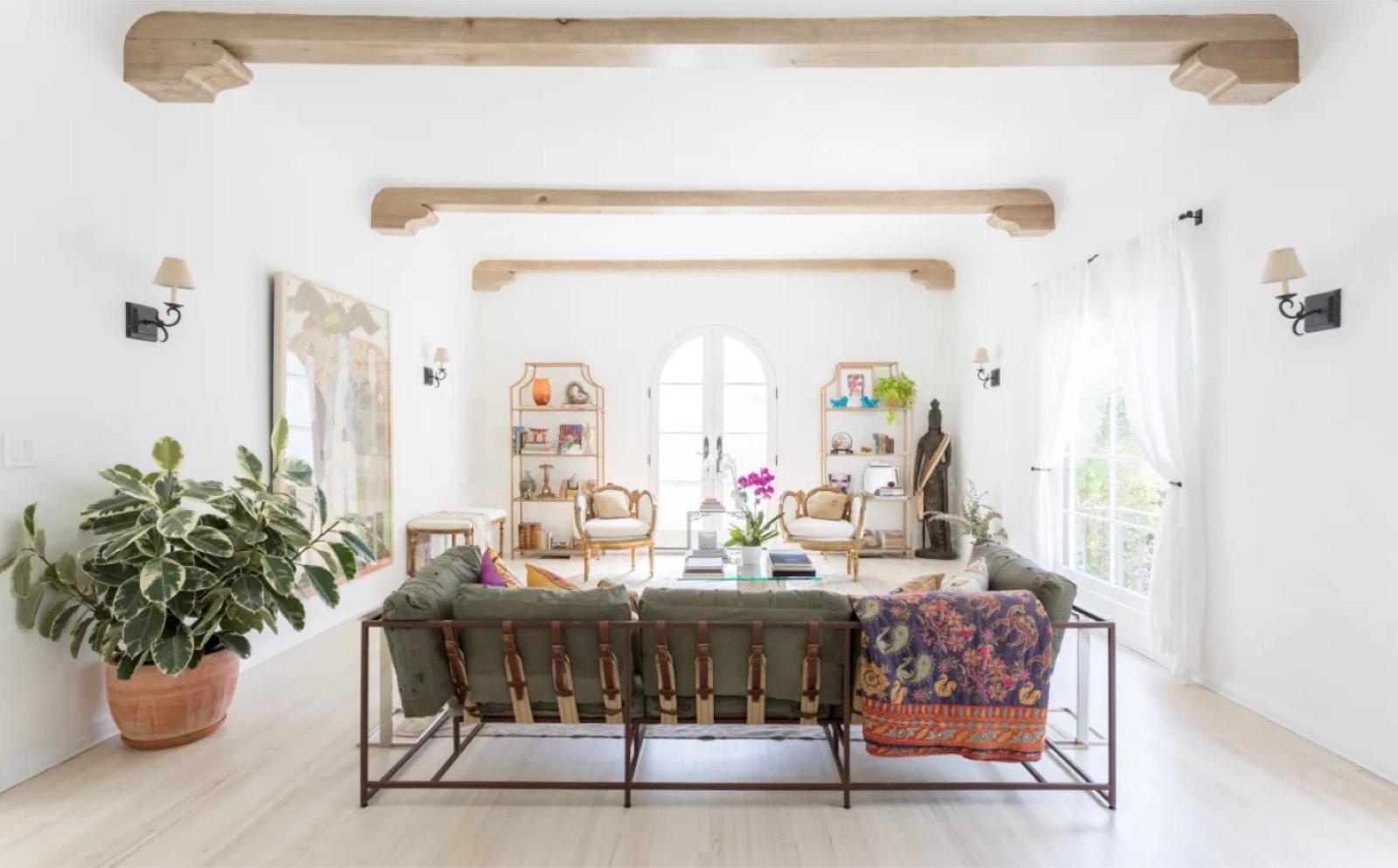 B's Spanish Midcentury — photo 2
