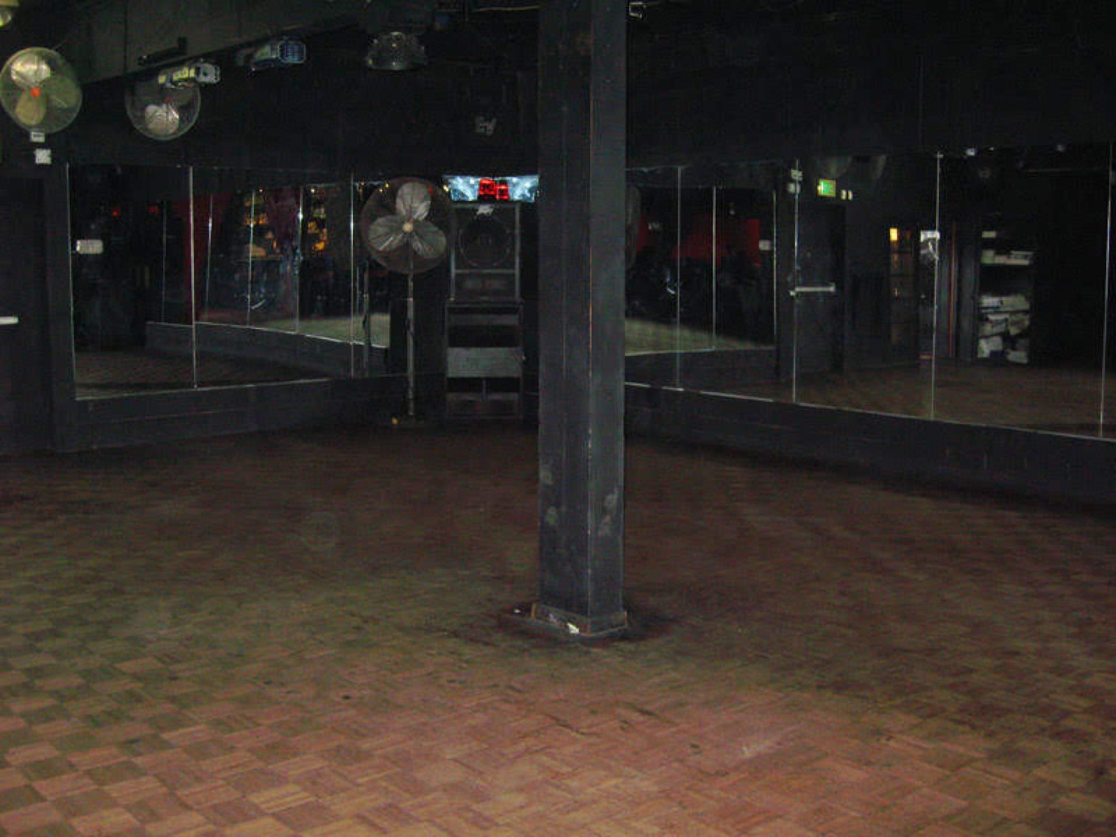 C Bar — photo 12
