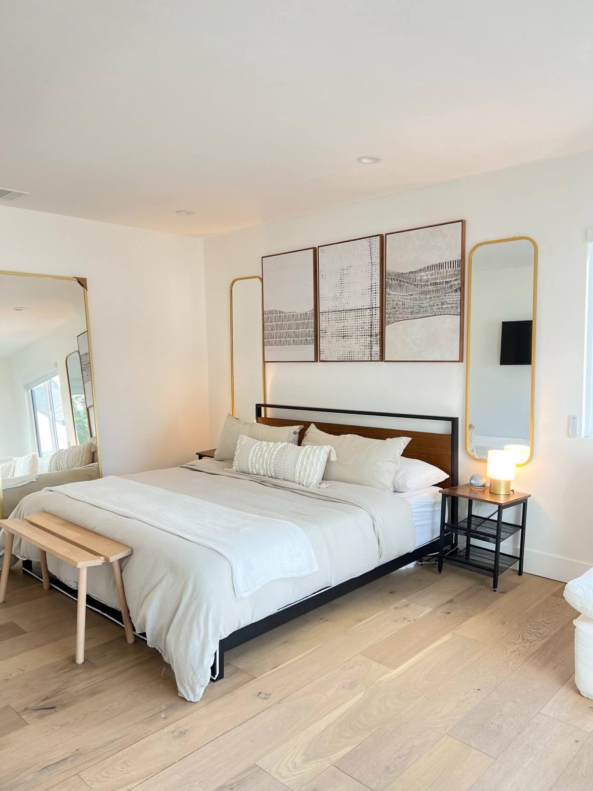 C's Clean Cute Farmhouse — photo 4