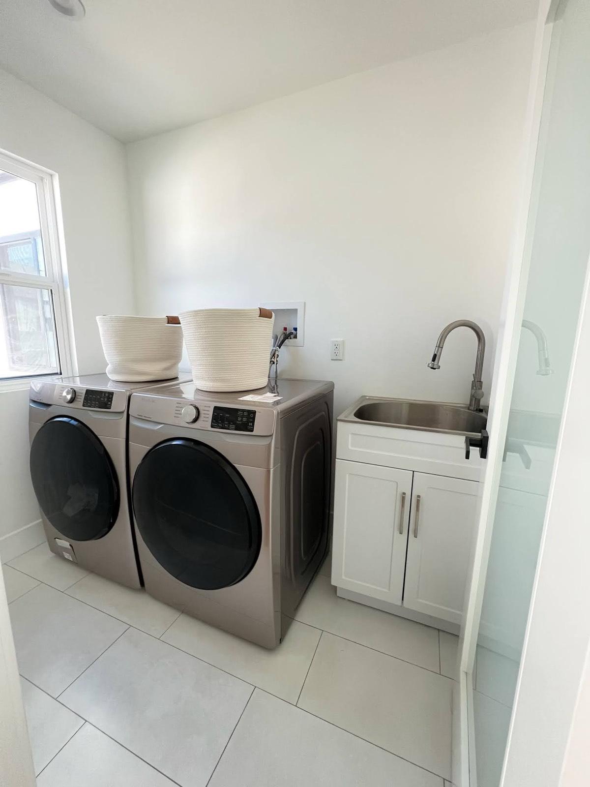 C's Clean Cute Farmhouse — photo 7