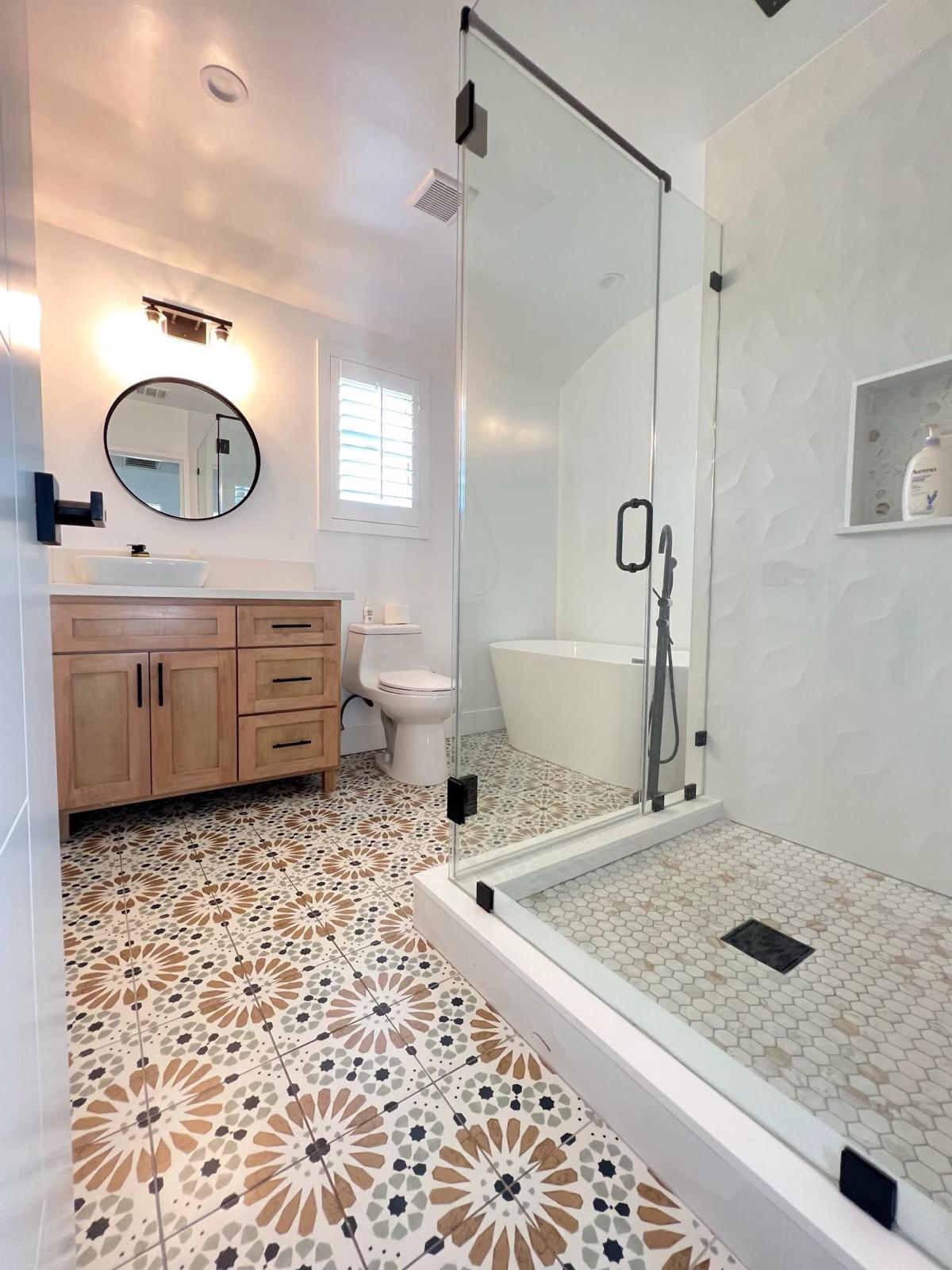 C's Clean Cute Farmhouse — photo 9