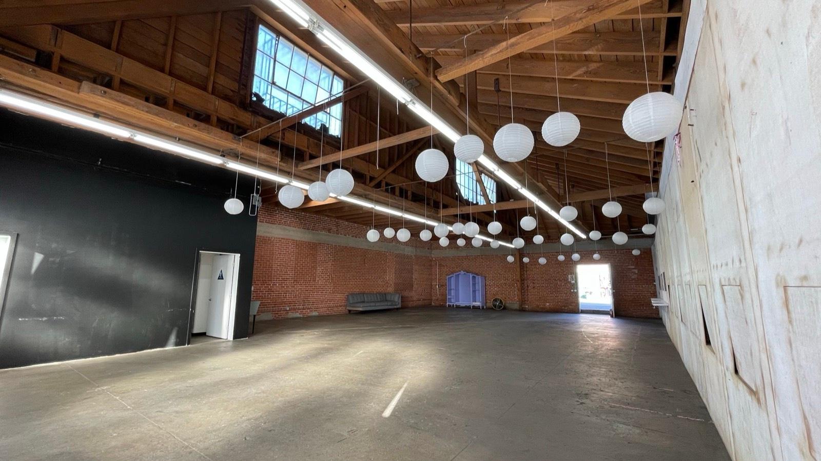 C's Commercial Brick Warehouse 11206 — photo 5