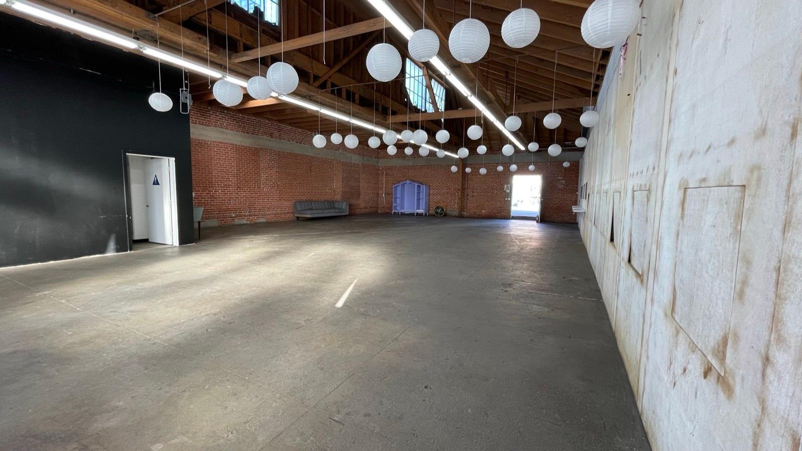 C's Commercial Brick Warehouse 11206 — photo 6