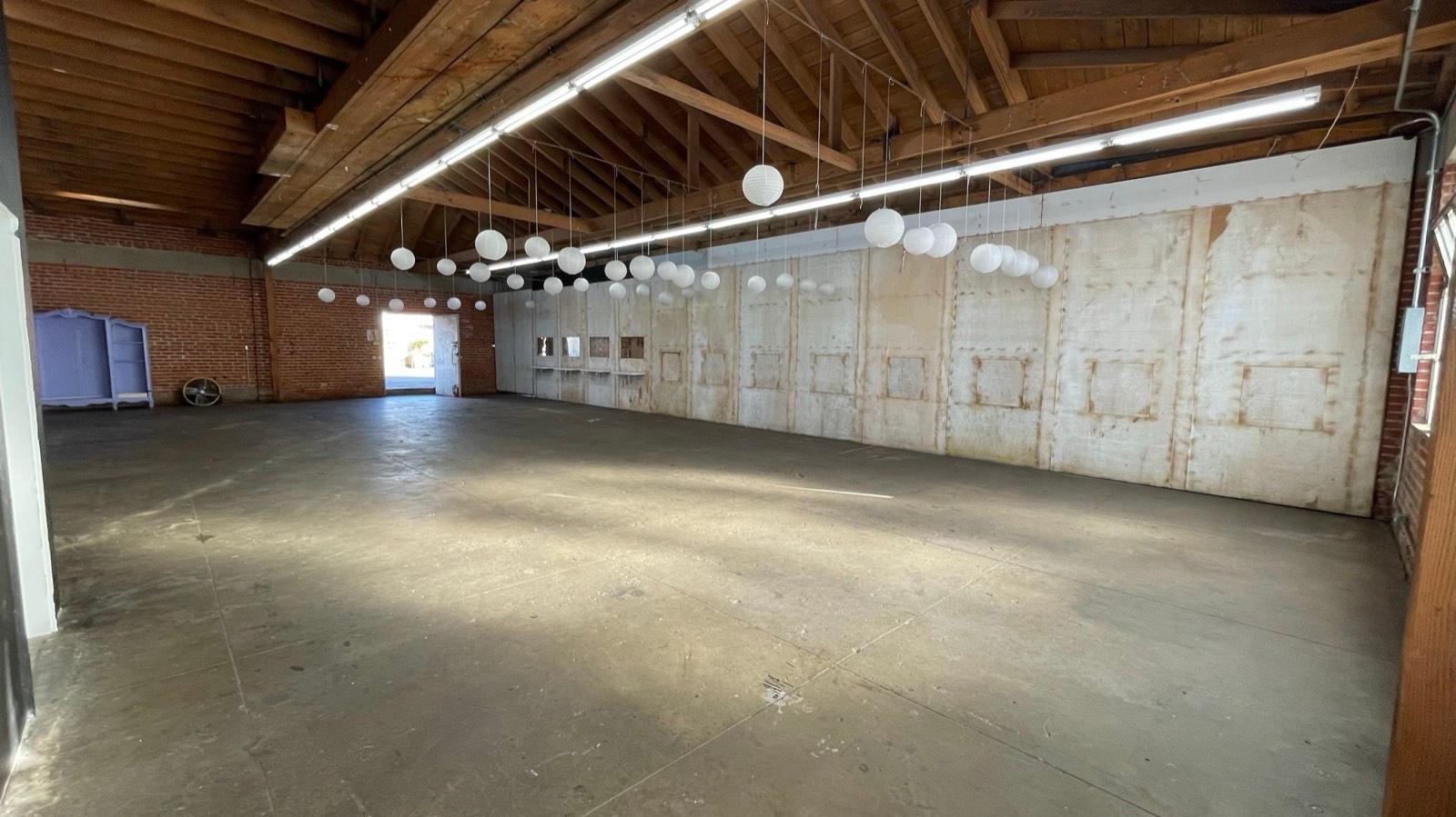 C's Commercial Brick Warehouse 11206 — photo 7