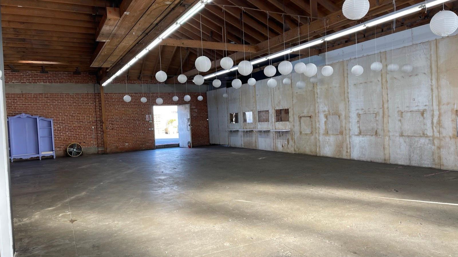 C's Commercial Brick Warehouse 11206 — photo 9