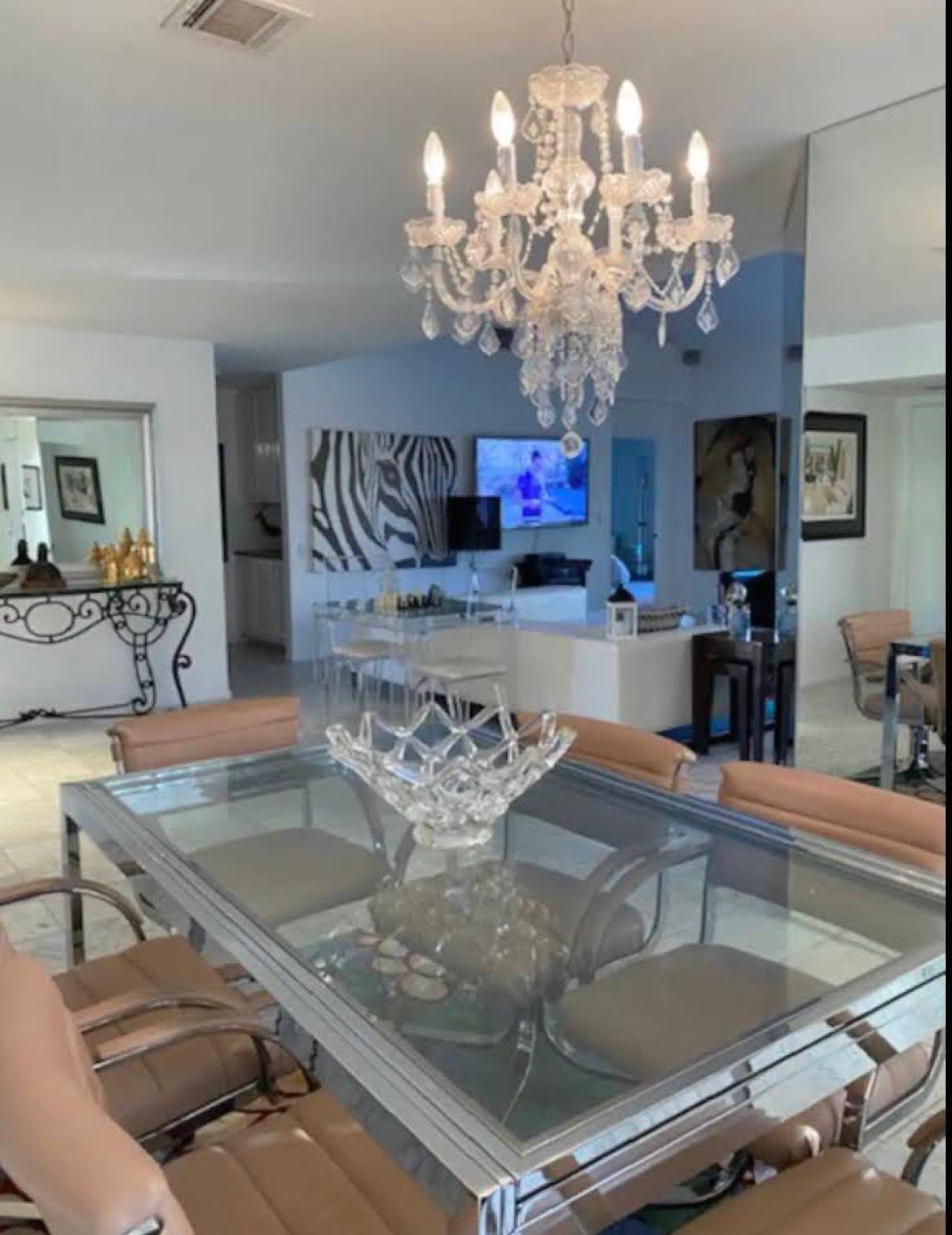 C's Desert Quaint Home — photo 8