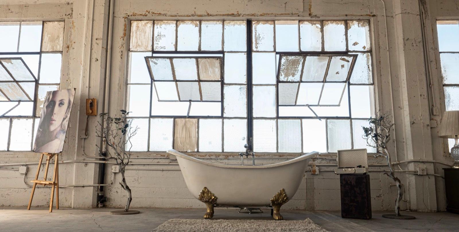 C's White Warehouse Loft — photo 7