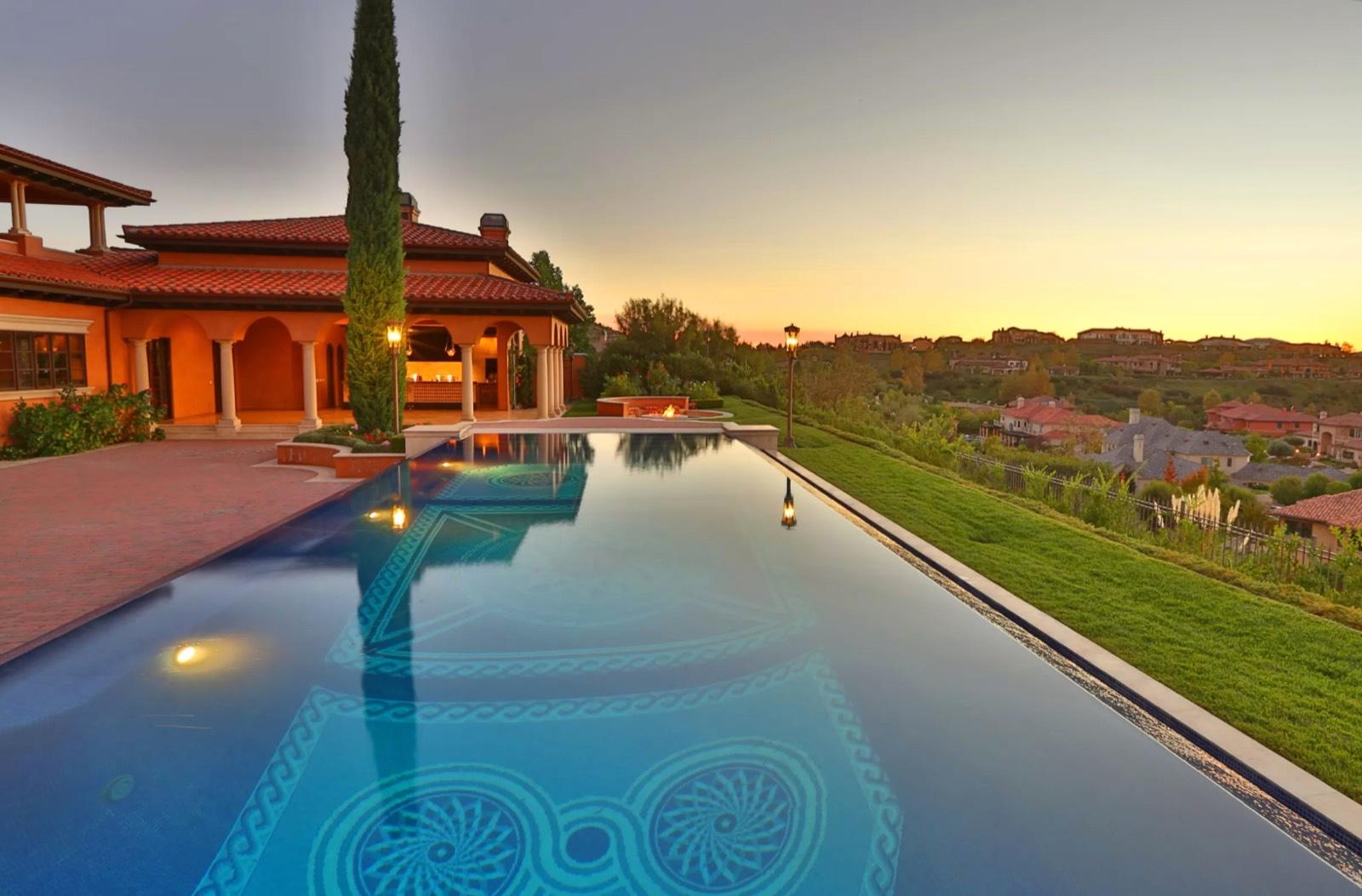 Calabasas Venetian Style Home — photo 9
