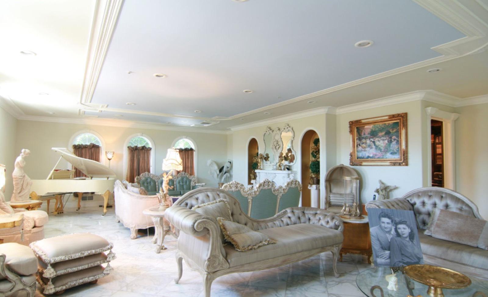 Camarillo Mansion — photo 8