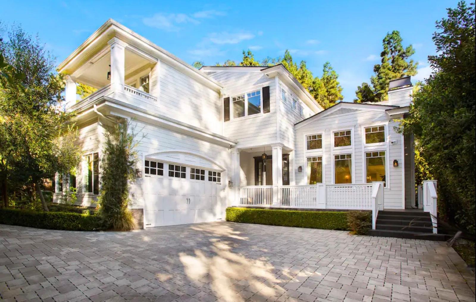 Cape Cod Villa — photo 1