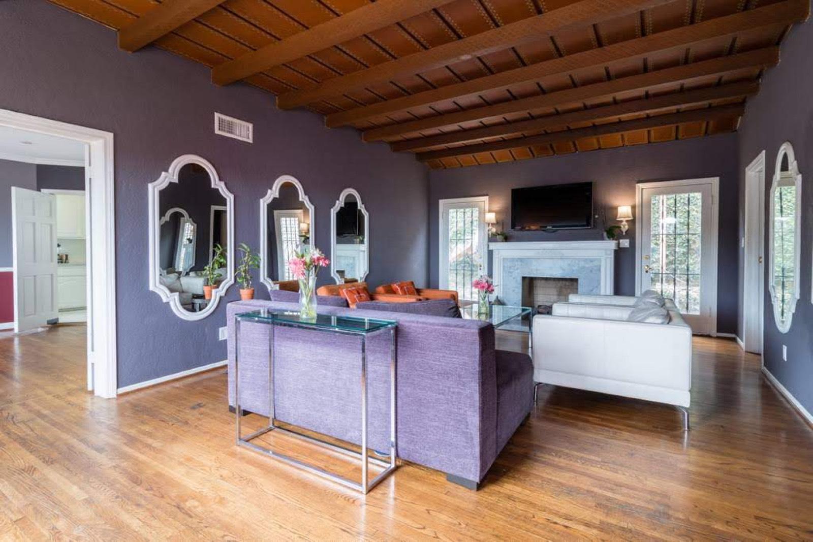 Caseys Hollywood House — photo 11