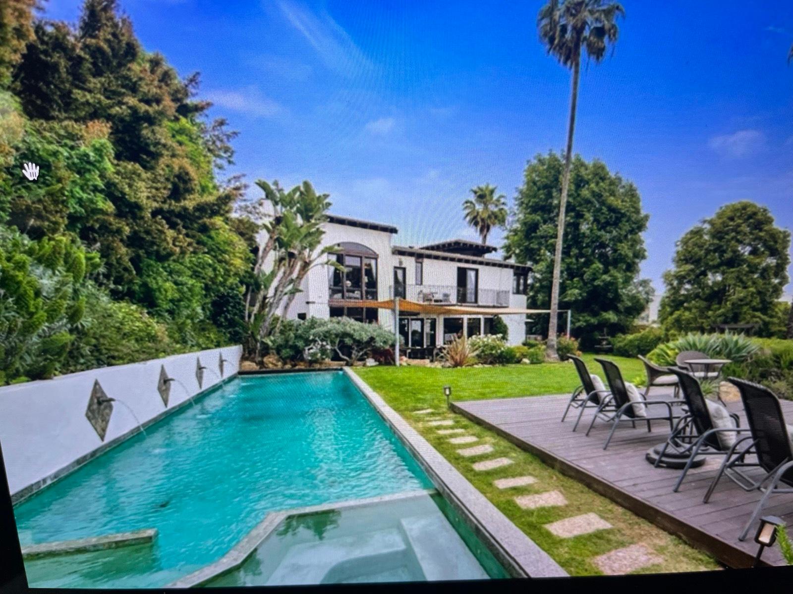 CC STUNNING VIEW HOME — photo 1